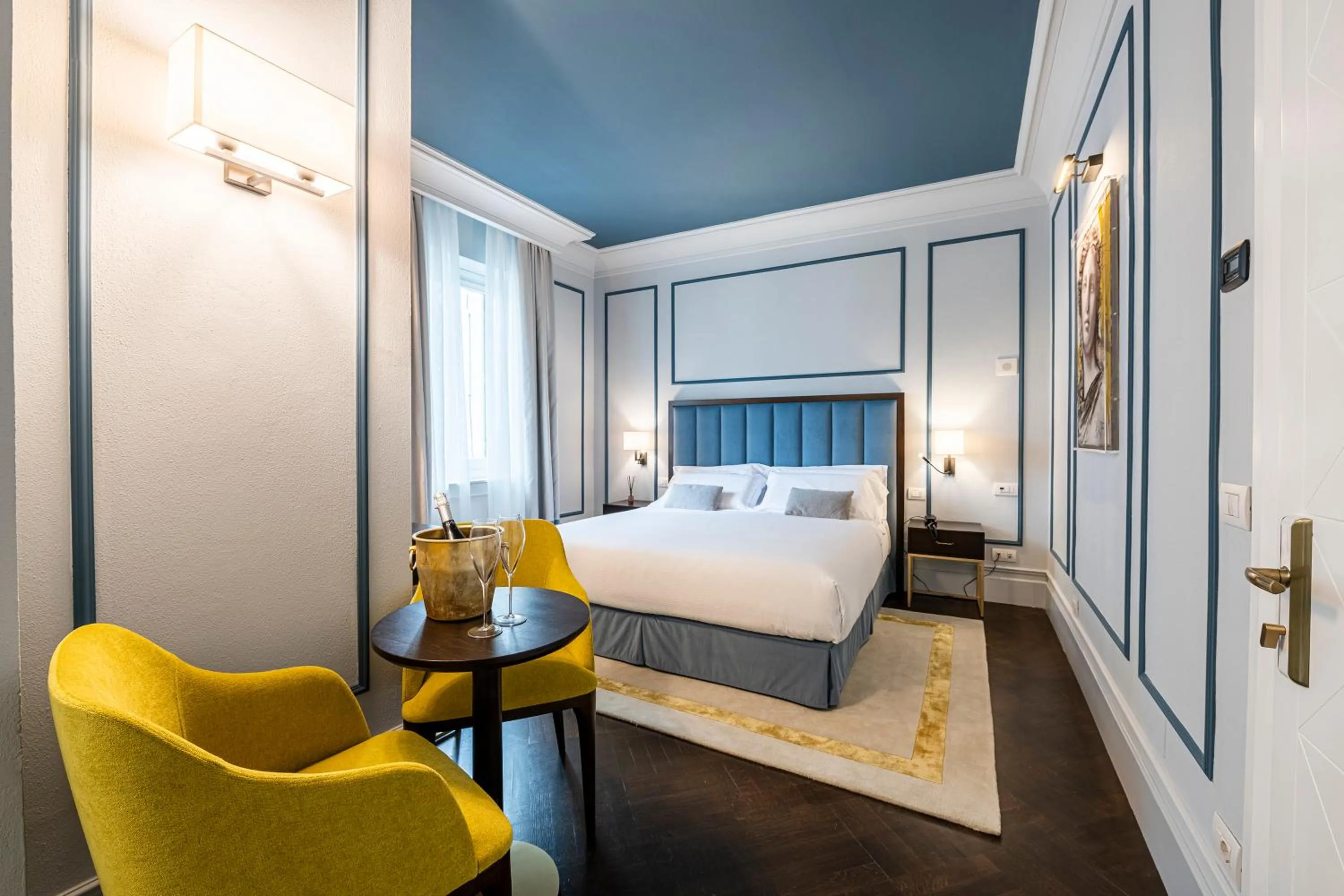 Photo of the whole room, Bed in Glimpse Hotel