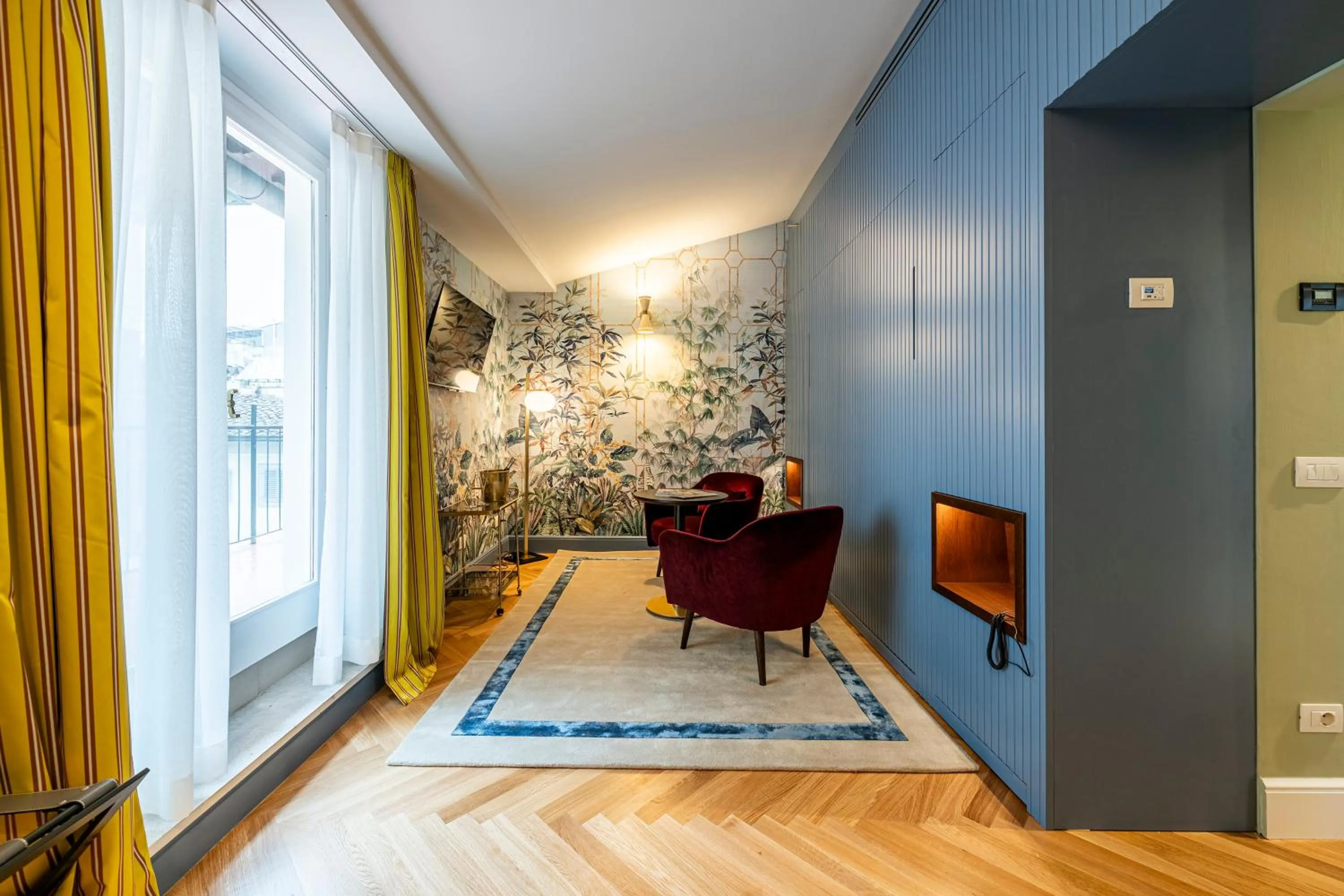 Living room in Glimpse Hotel