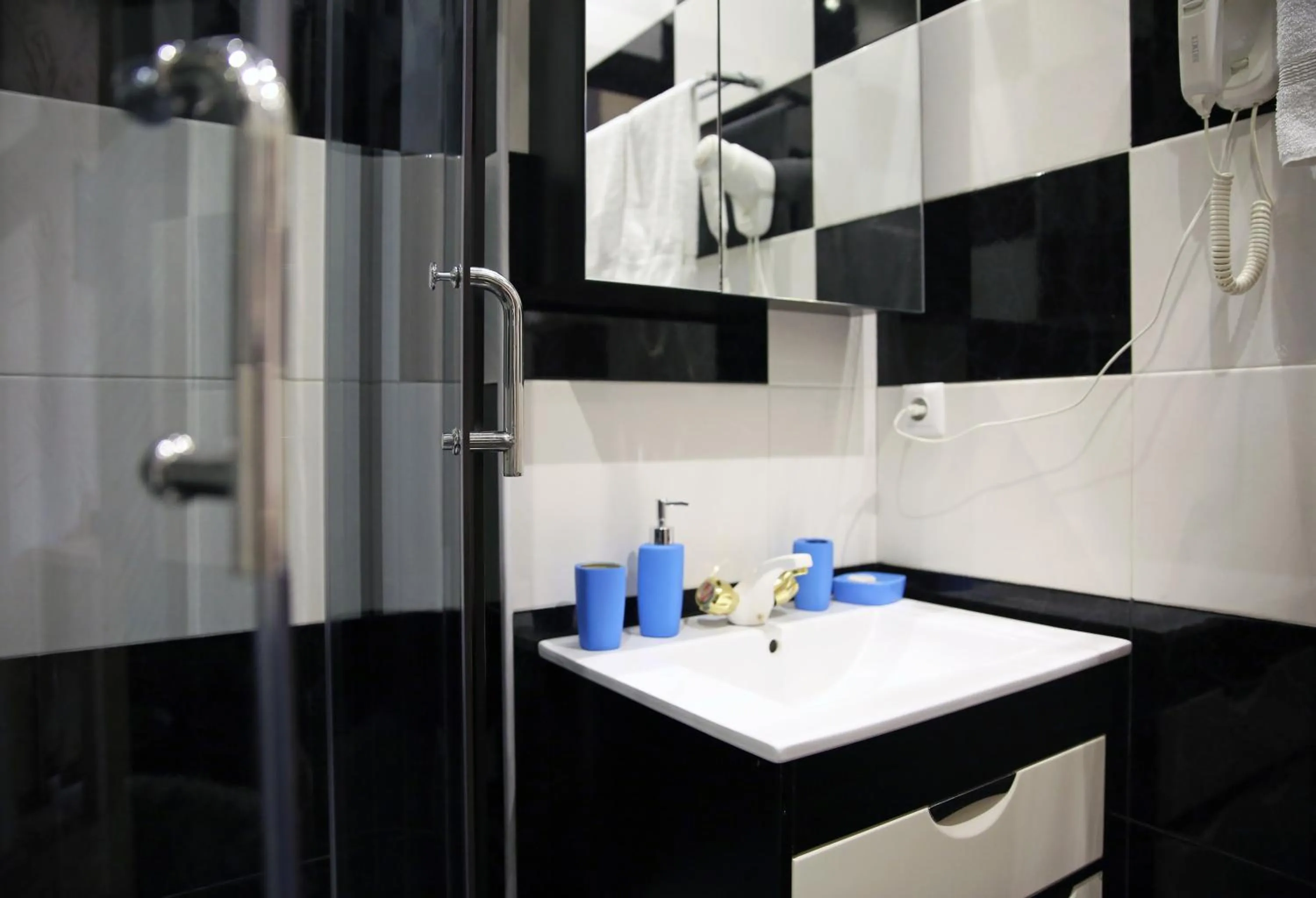 Bathroom in Rondo Hotel