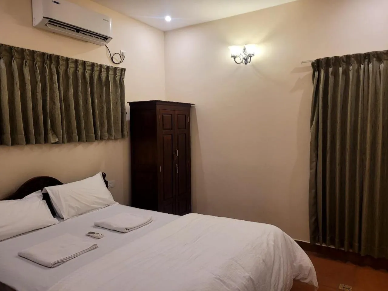 Bedroom, Bed in Ponni Homestay Kumbakonam