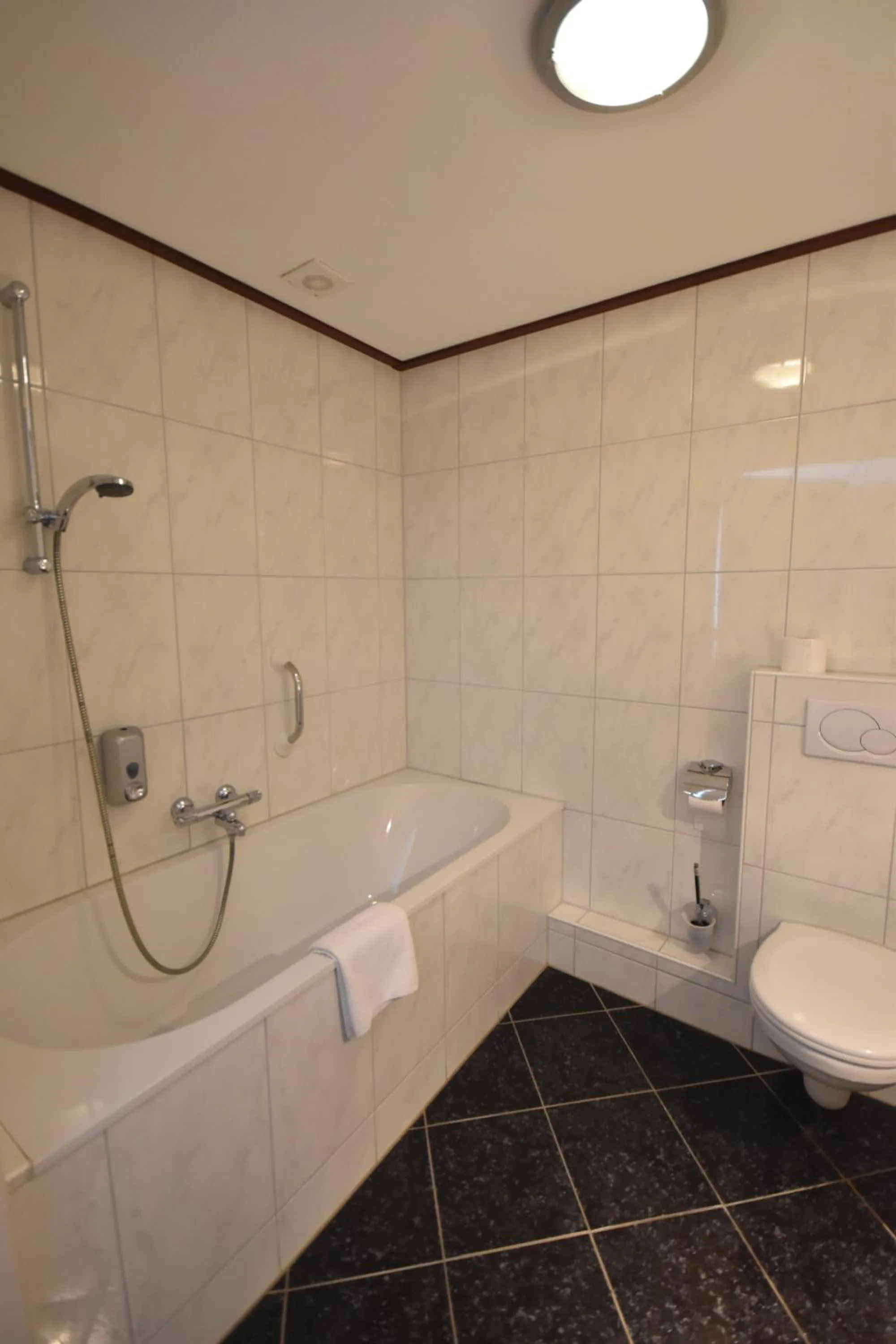 Shower in Hotel De Torenhoeve