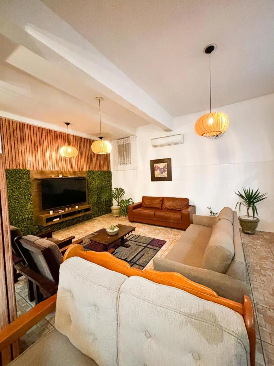 Communal lounge/ TV room in Pousada Parada Da Fé