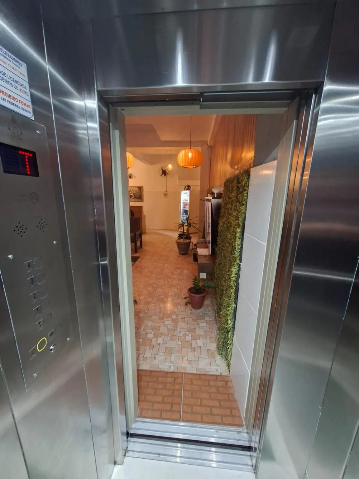 elevator in Pousada Parada Da Fé