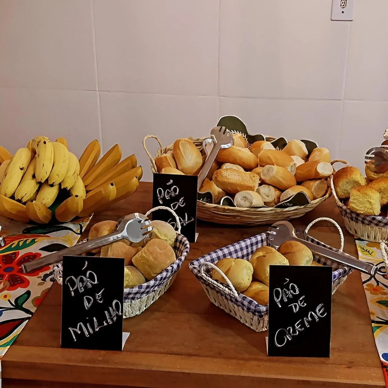 Buffet breakfast in Pousada Parada Da Fé
