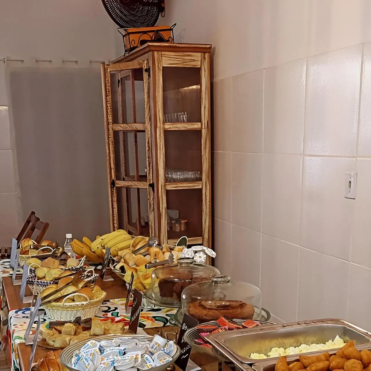 Buffet breakfast in Pousada Parada Da Fé