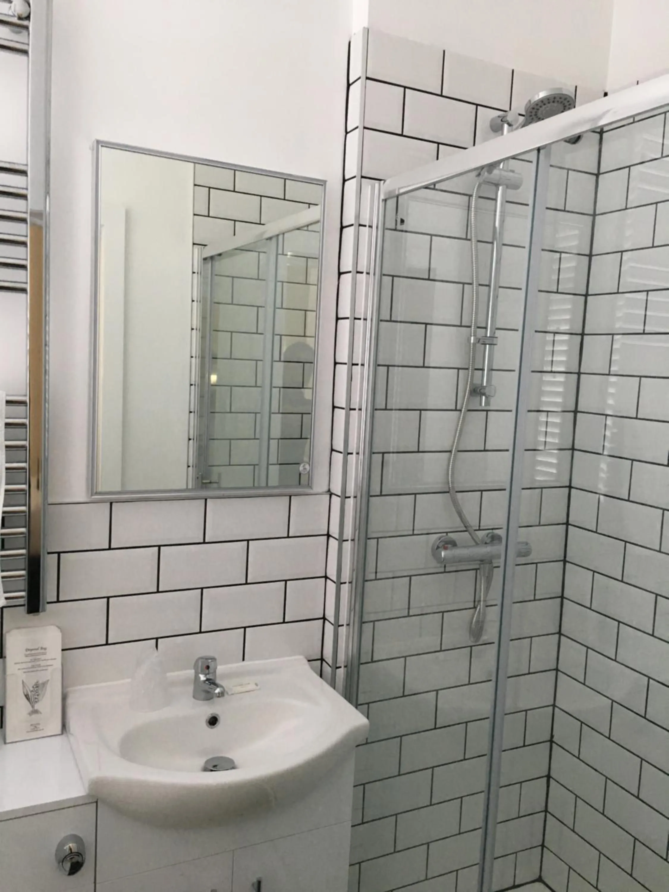 Bathroom in Happy Return Hotel