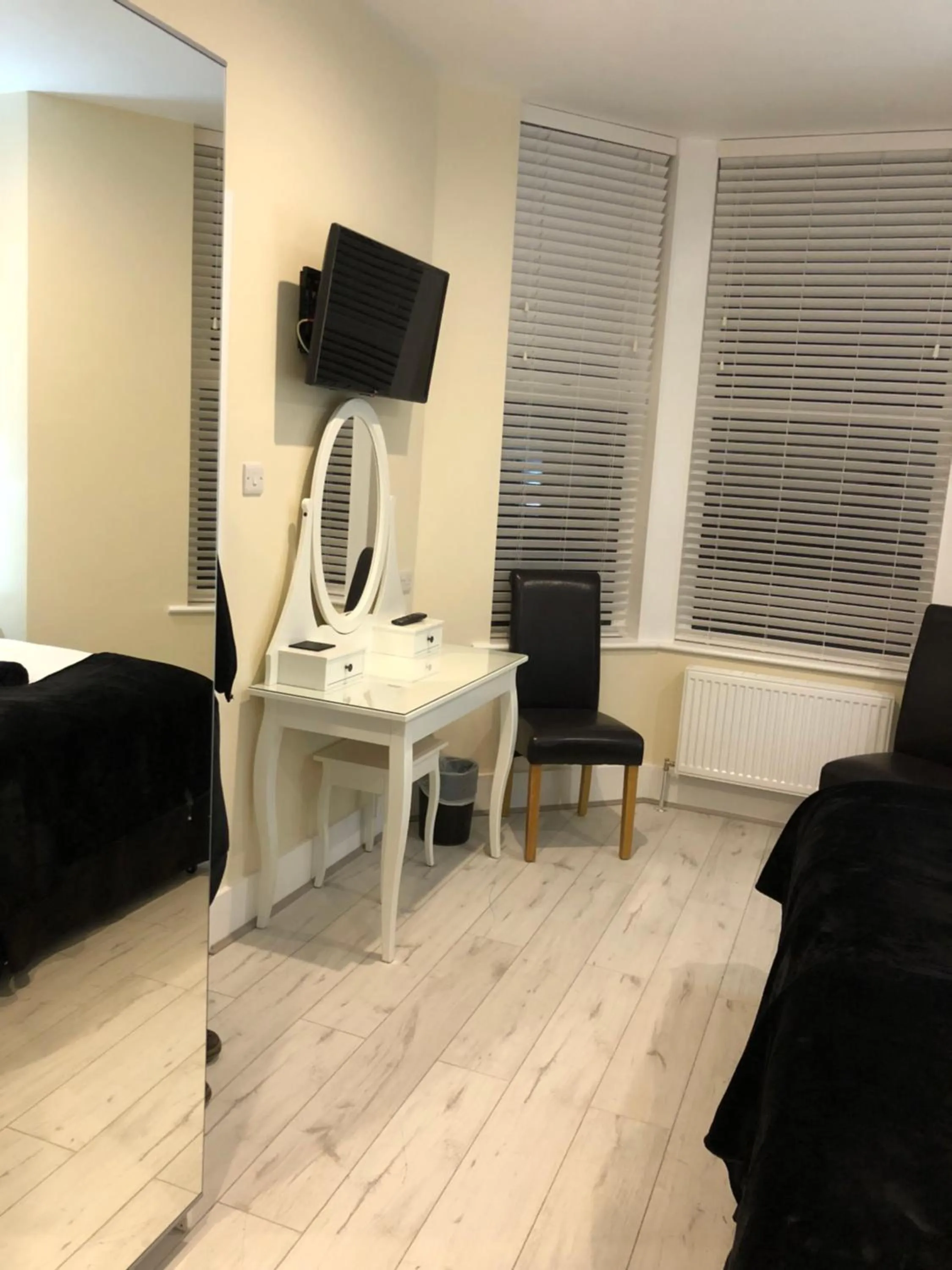 Bedroom in Happy Return Hotel