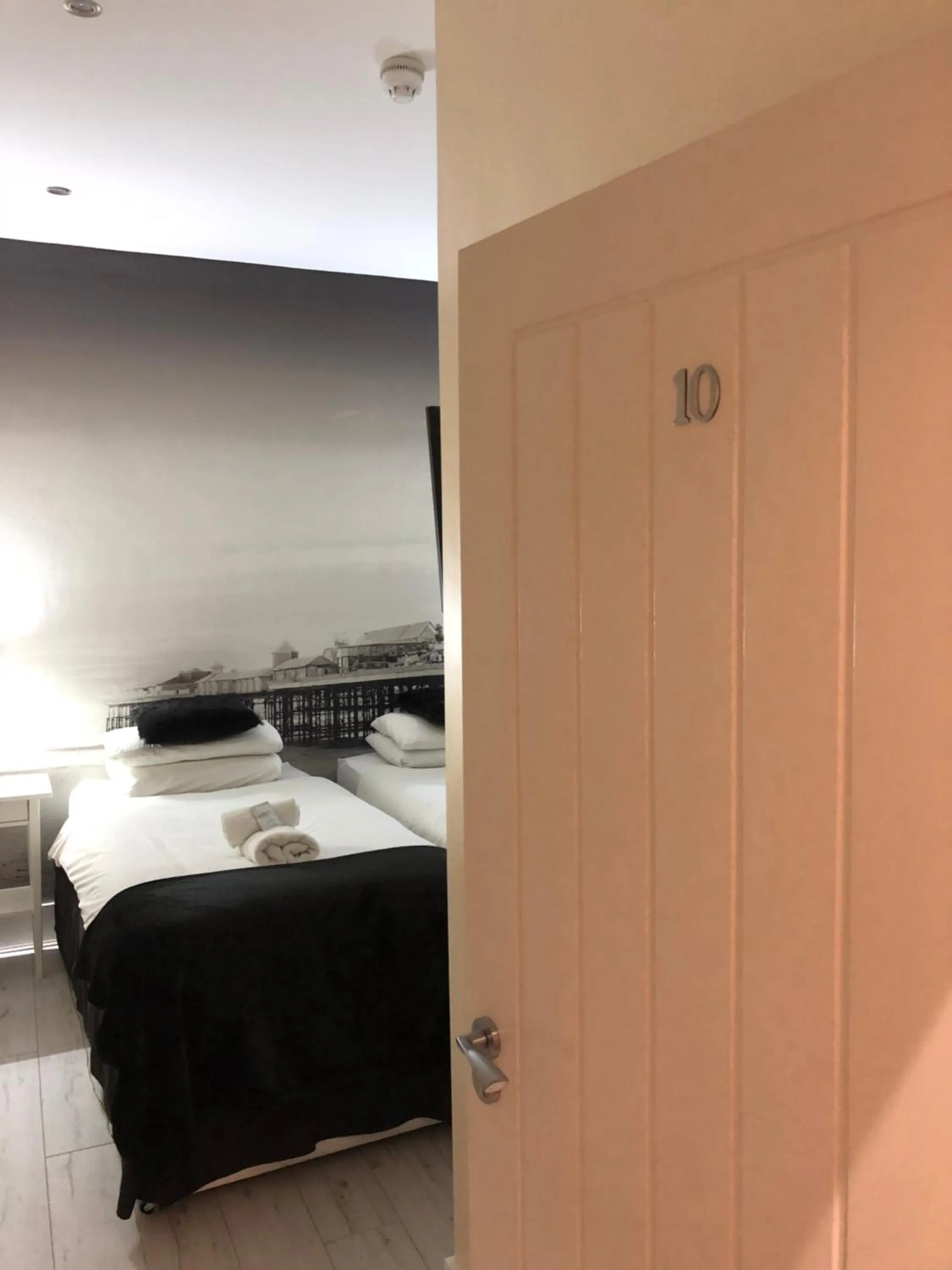 Bedroom in Happy Return Hotel