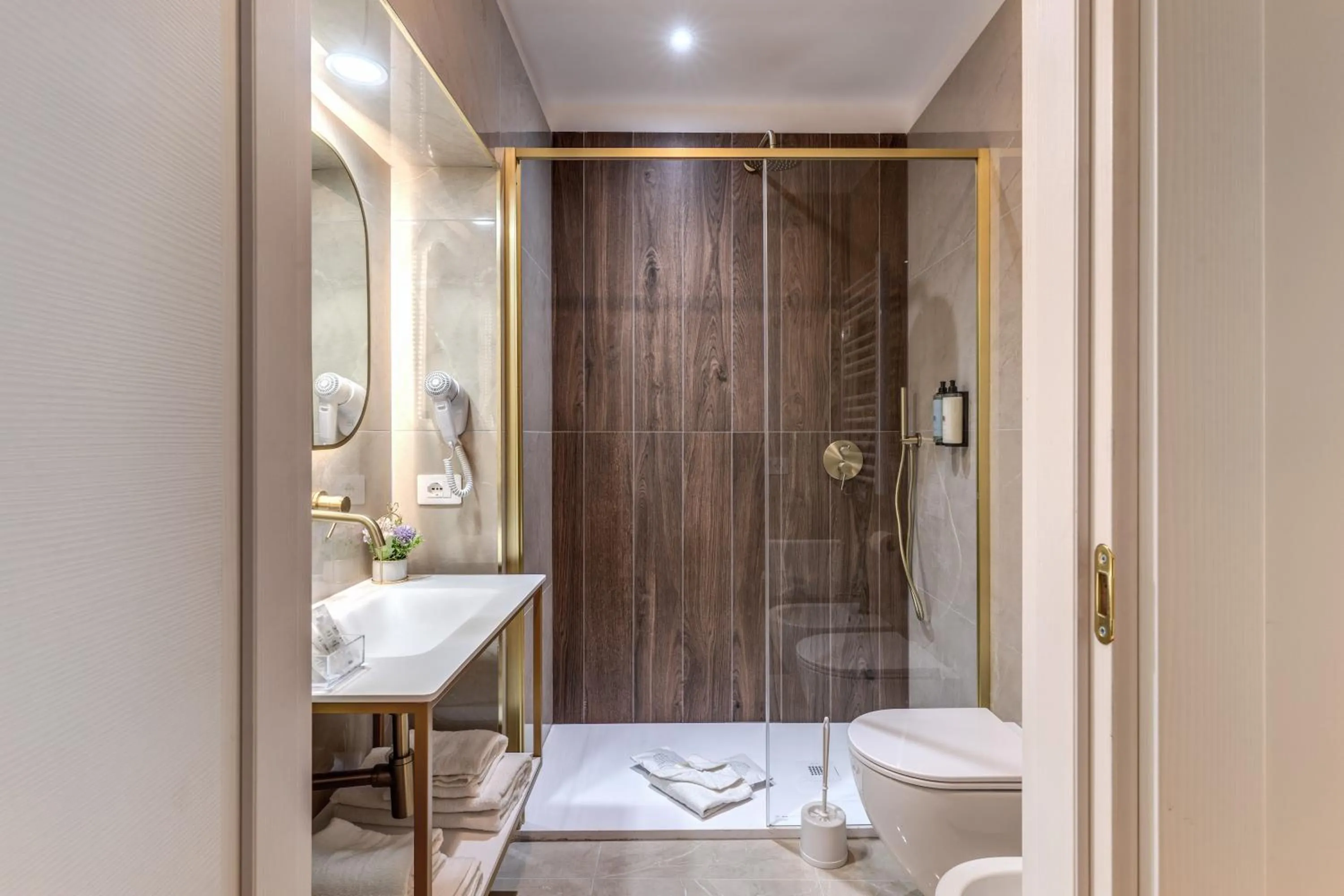 Bathroom in Goldoni 47