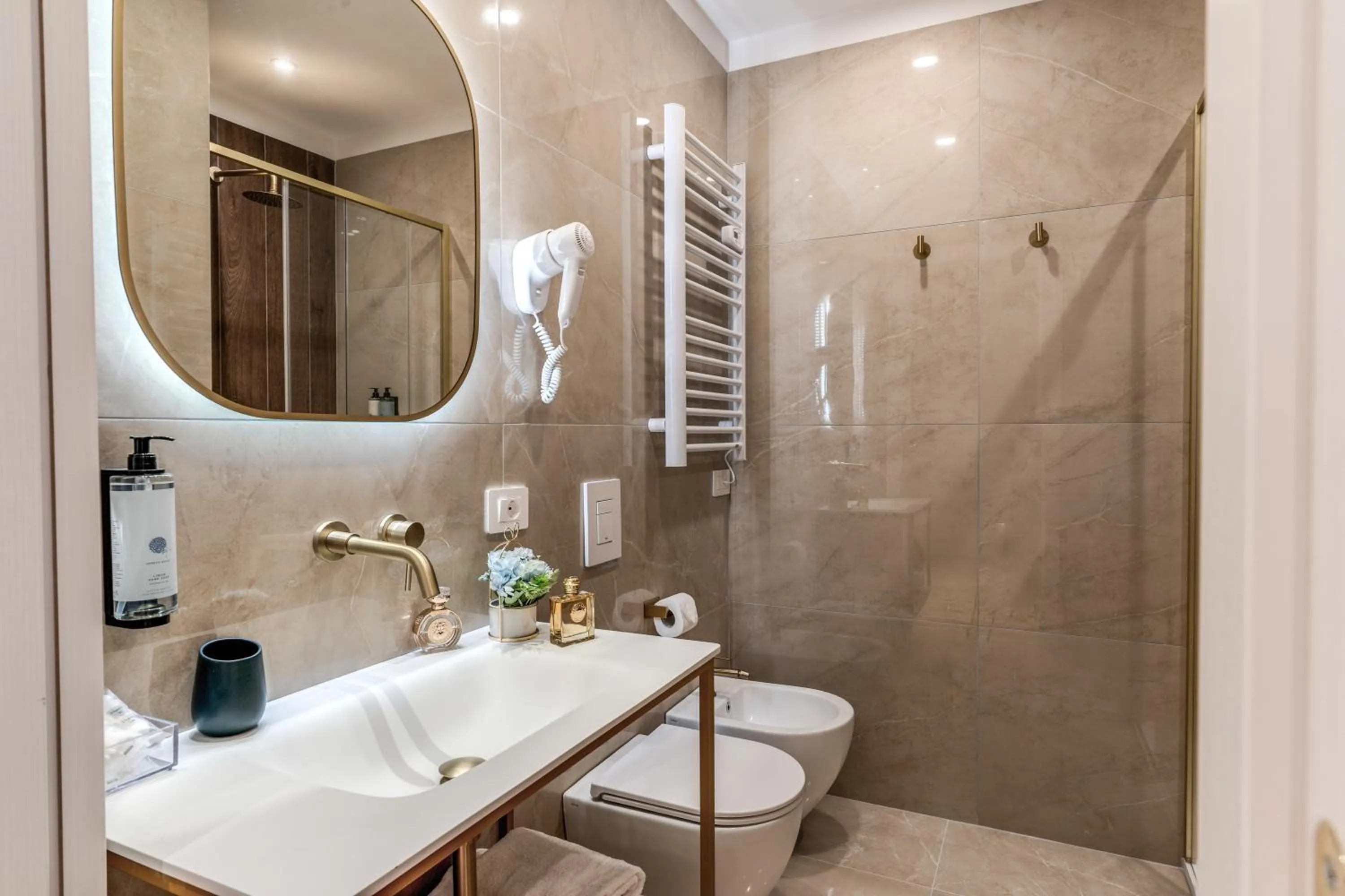 Bathroom in Goldoni 47