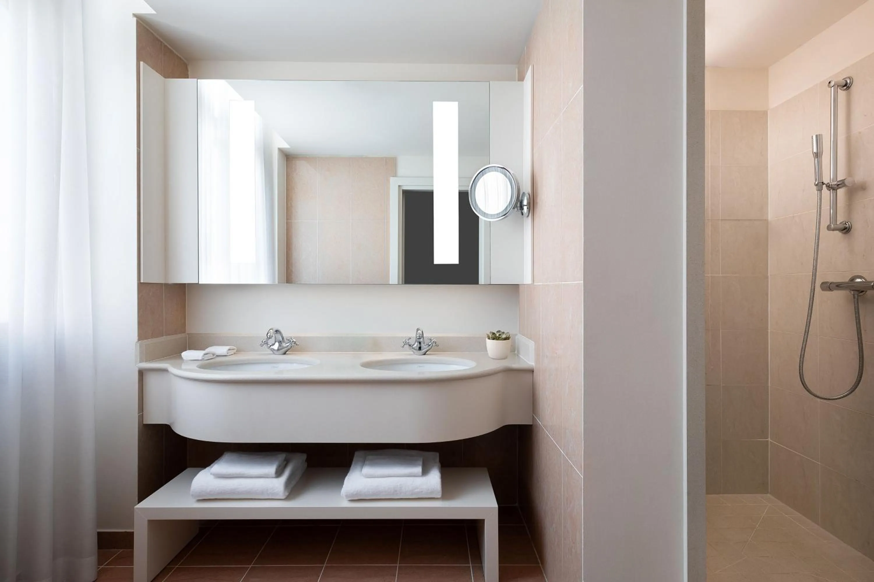 Bathroom in JW Marriott Venice Resort & Spa