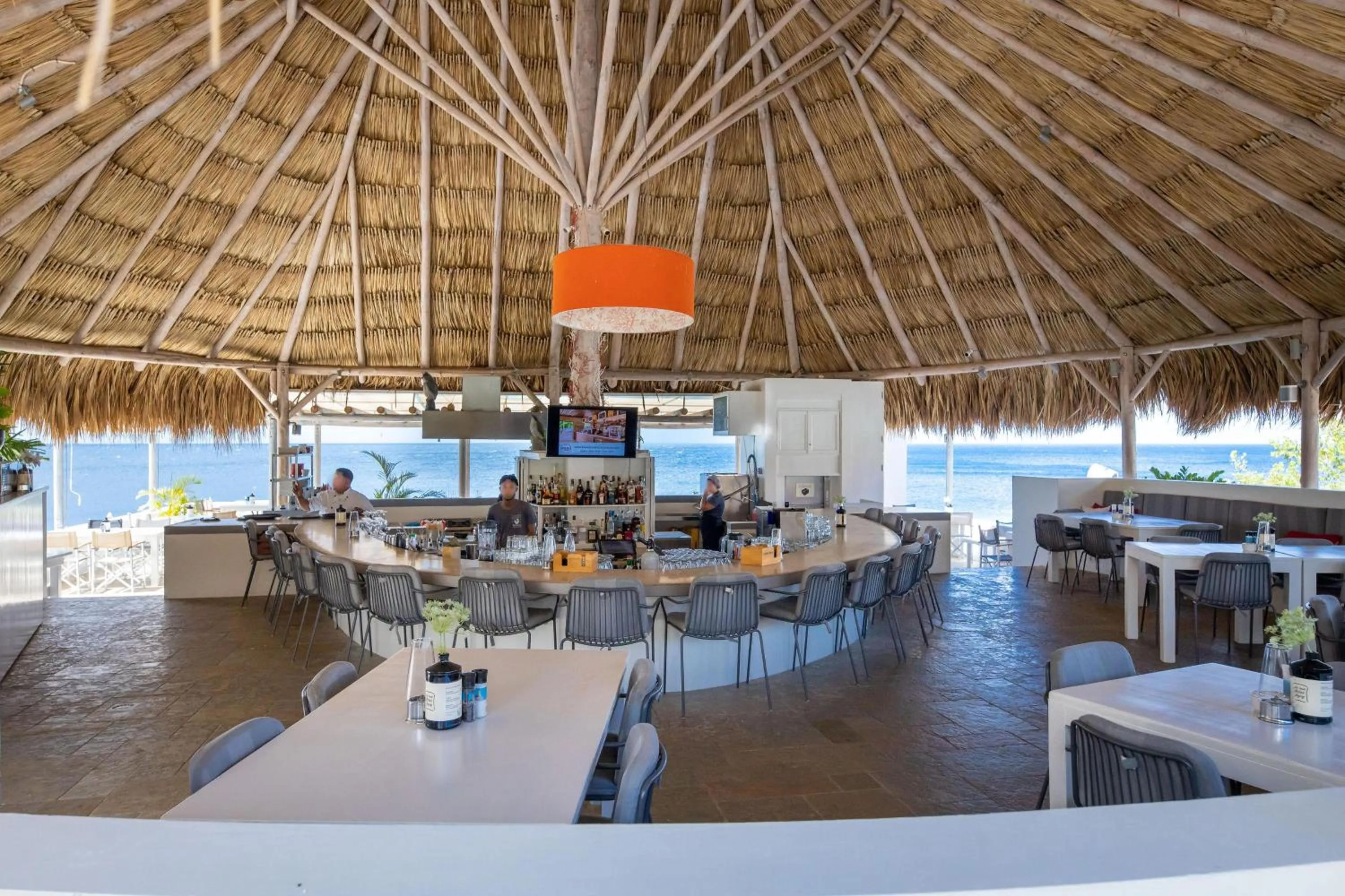 Lounge or bar in Coral Estate Luxury Resort