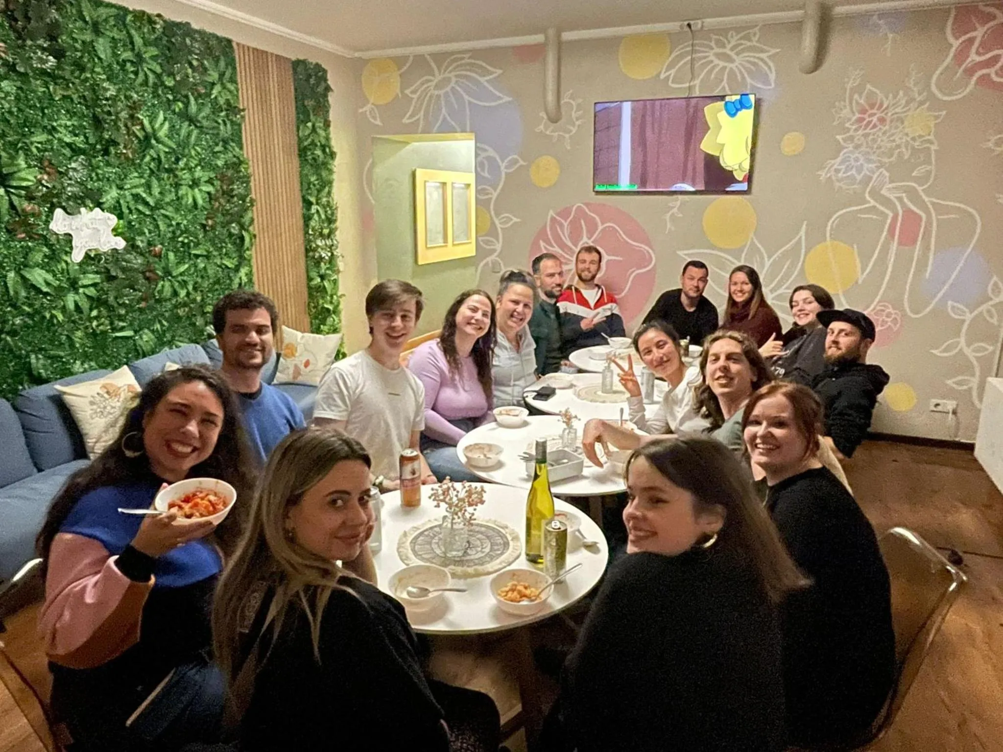 Communal lounge/ TV room in EastSeven Berlin Hostel