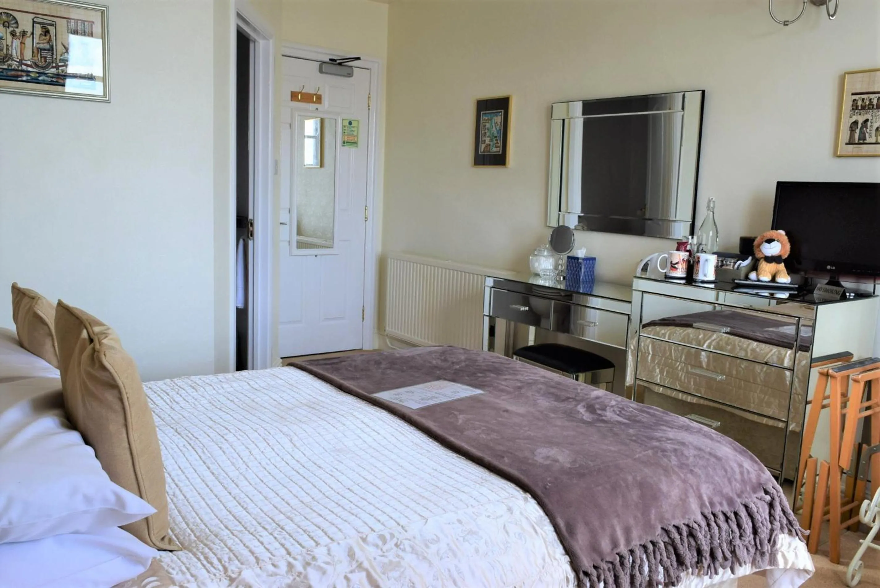 Bedroom, Bed in The View Guest House (Adults Only)