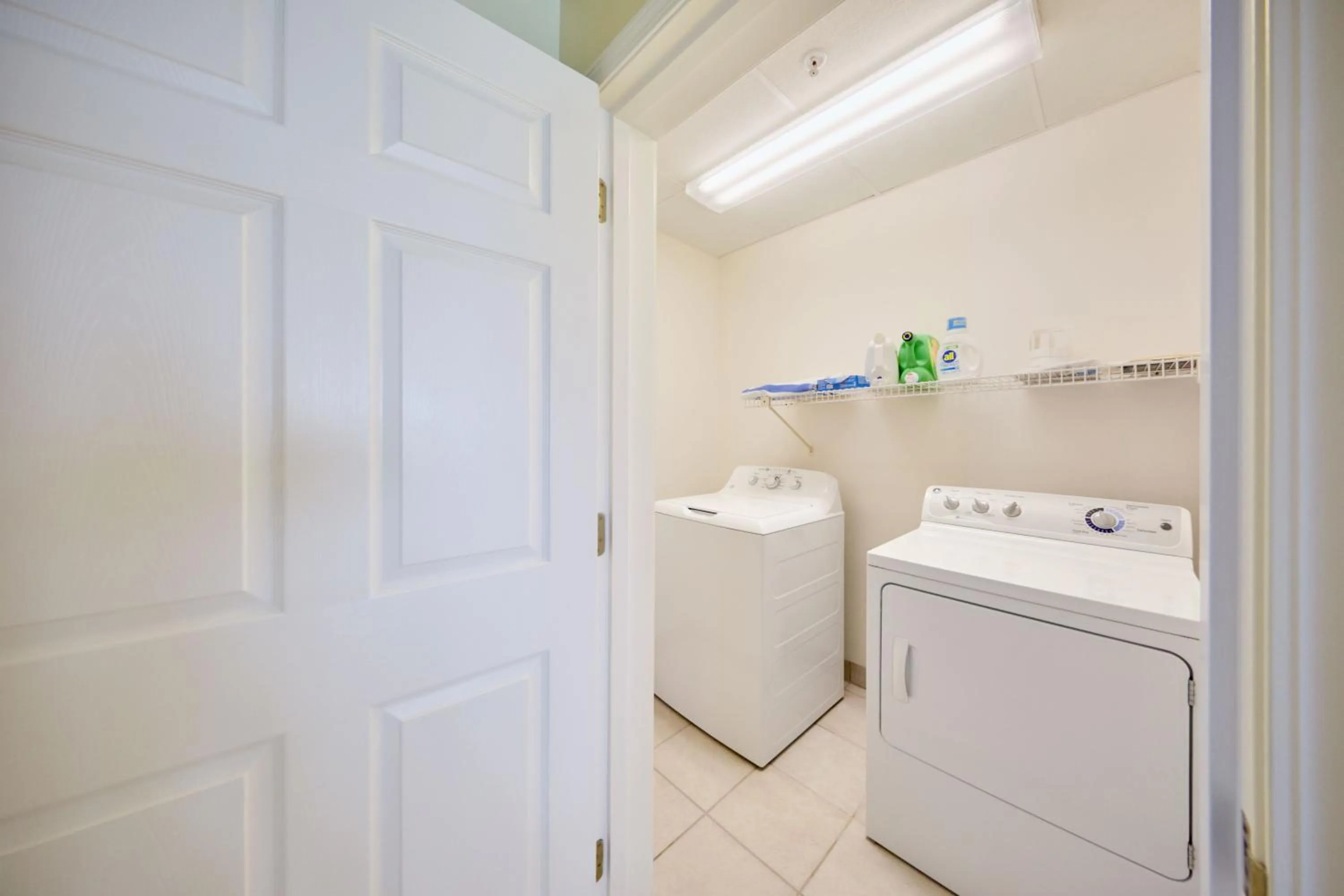 laundry in Palmetto Beachfront Hotel, a By The Sea Resort