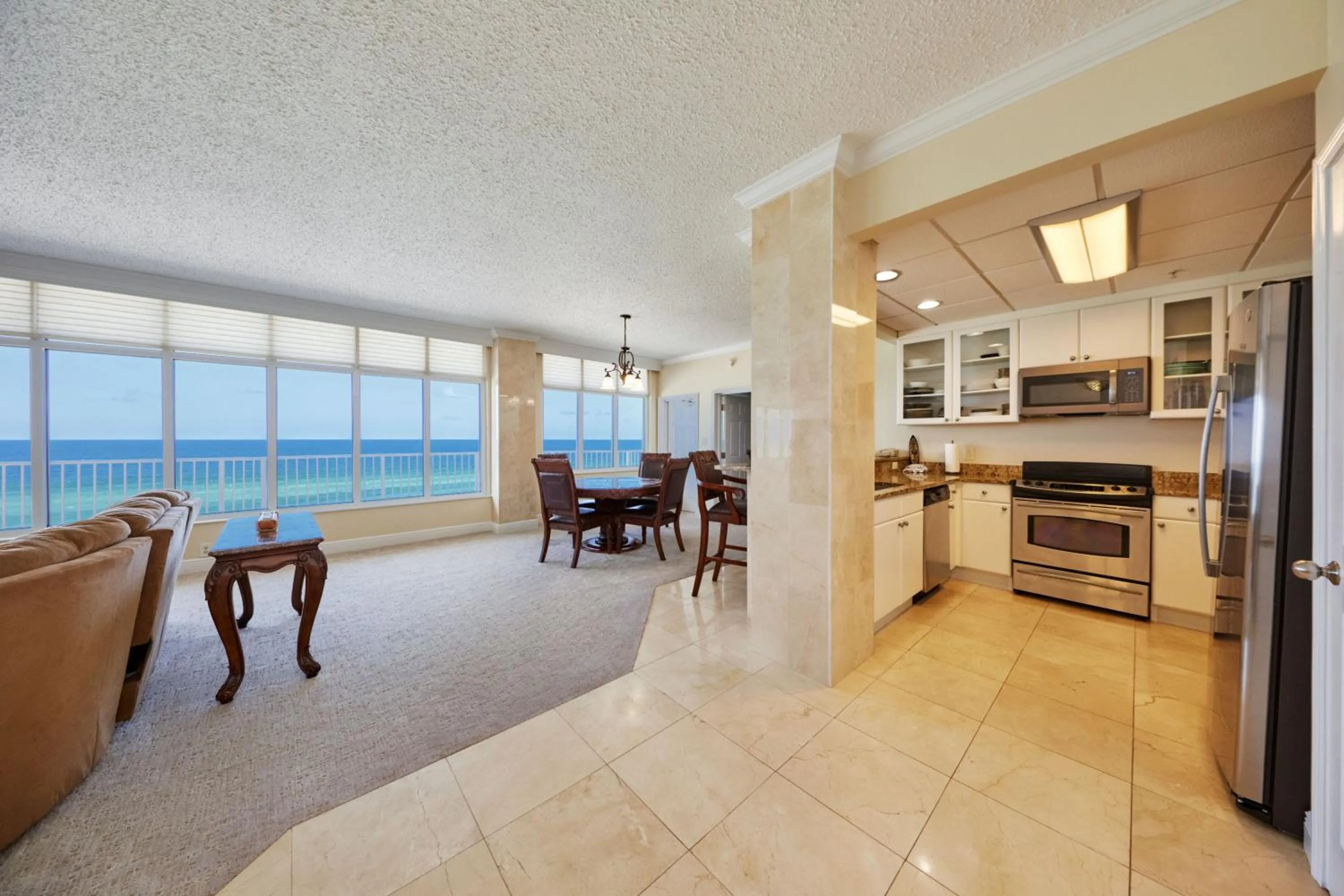 Kitchen or kitchenette in Palmetto Beachfront Hotel, a By The Sea Resort