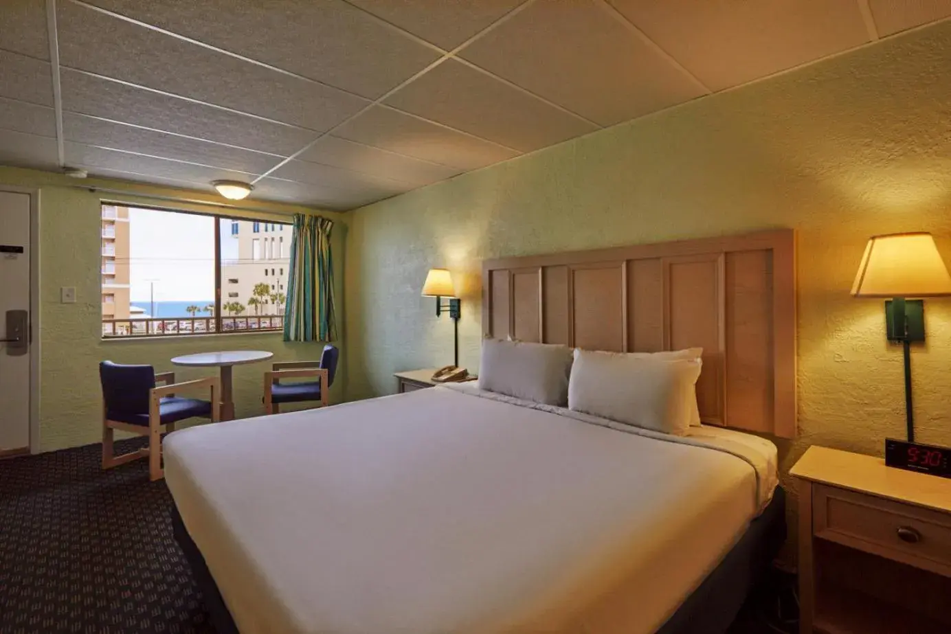 Northside Across Street from the Beach (No Beach View) 1 King Bed in Palmetto Beachfront Hotel, a By The Sea Resort Northside Across Street from the Beach (No Beach View) 1 King Bed in Palmetto Beachfront Hotel, a By The Sea Resort