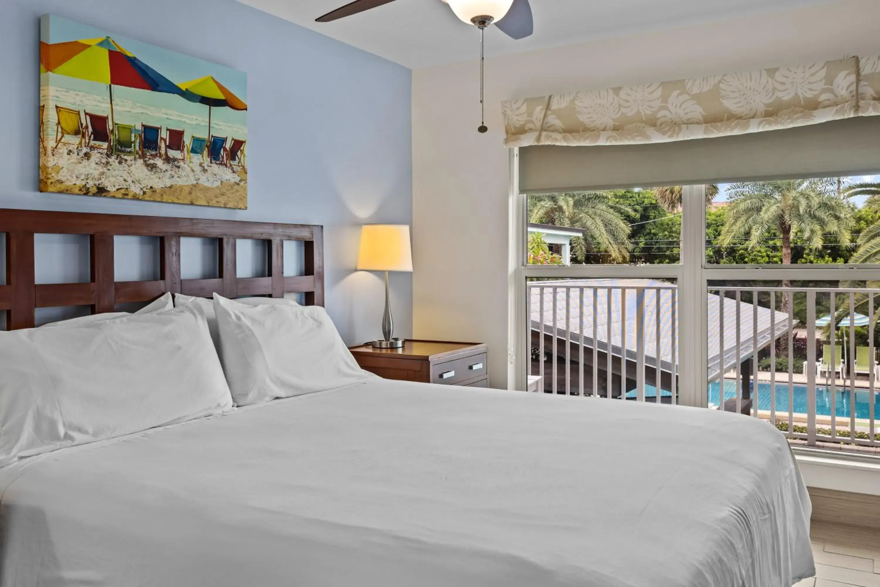 Bed in Sun Dek Beach House Bed in Sun Dek Beach House
