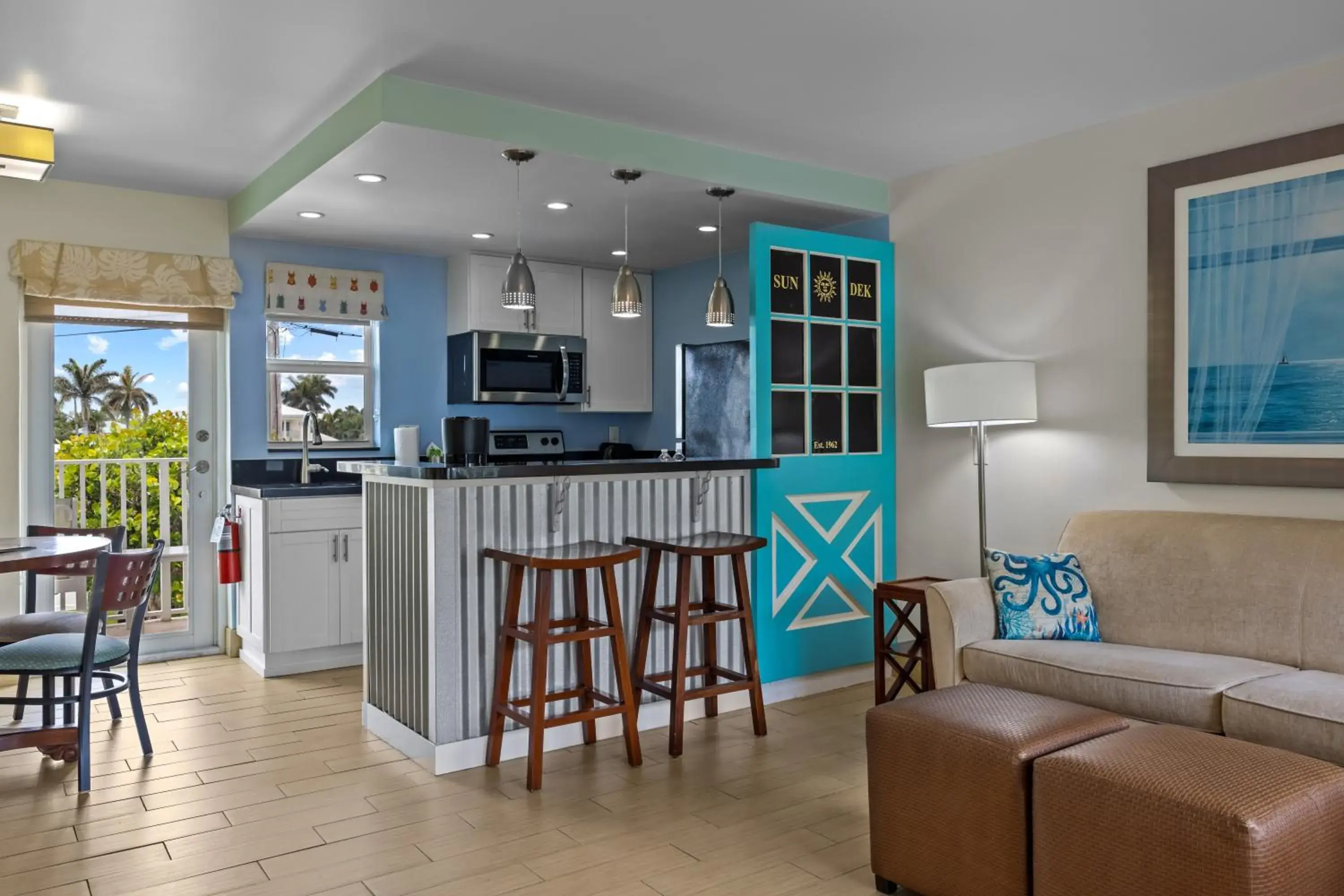 Living room in Sun Dek Beach House Living room in Sun Dek Beach House