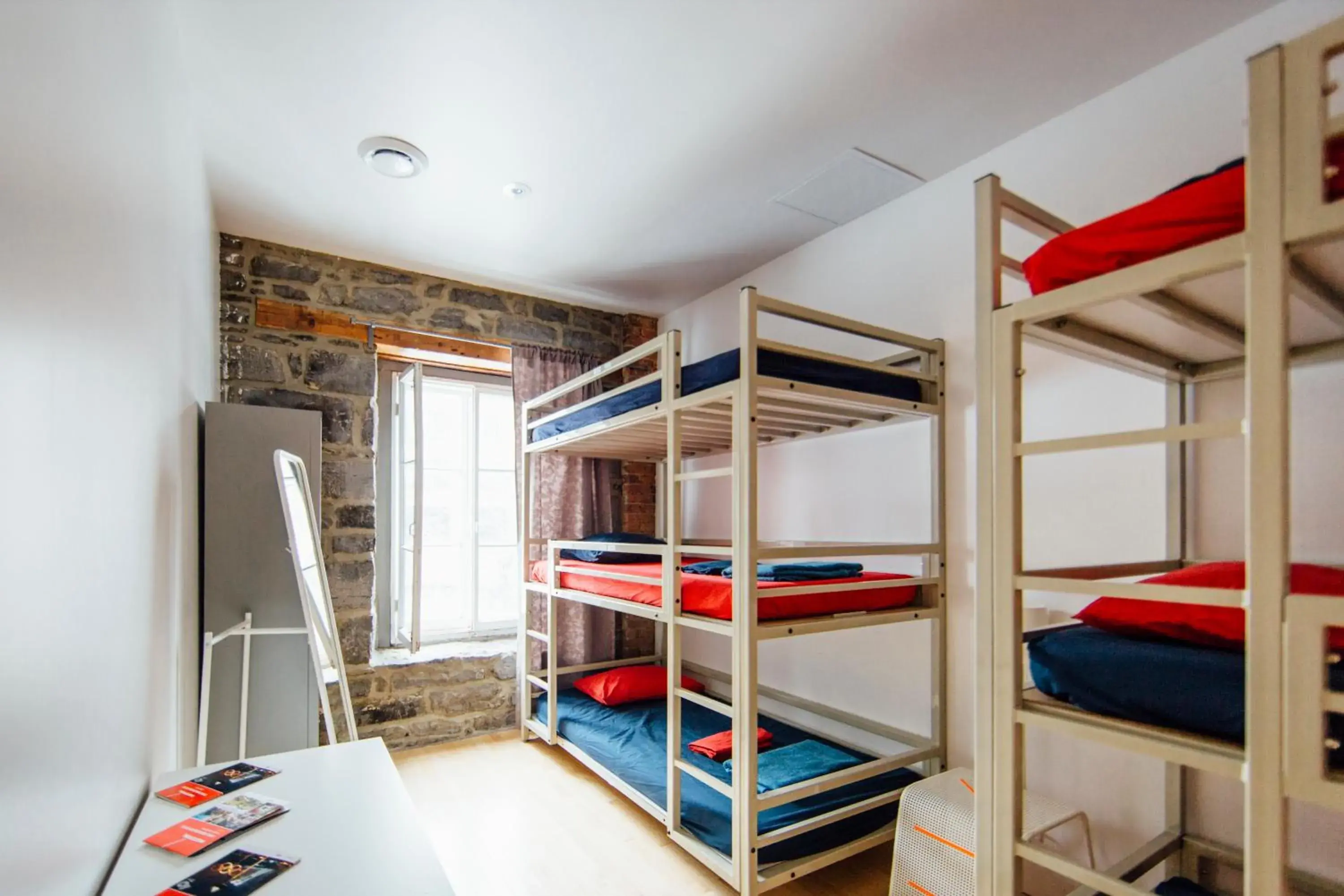 Bed in 6-Bed Female Dormitory Room in Alt Hostel Bed in 6-Bed Female Dormitory Room in Alt Hostel