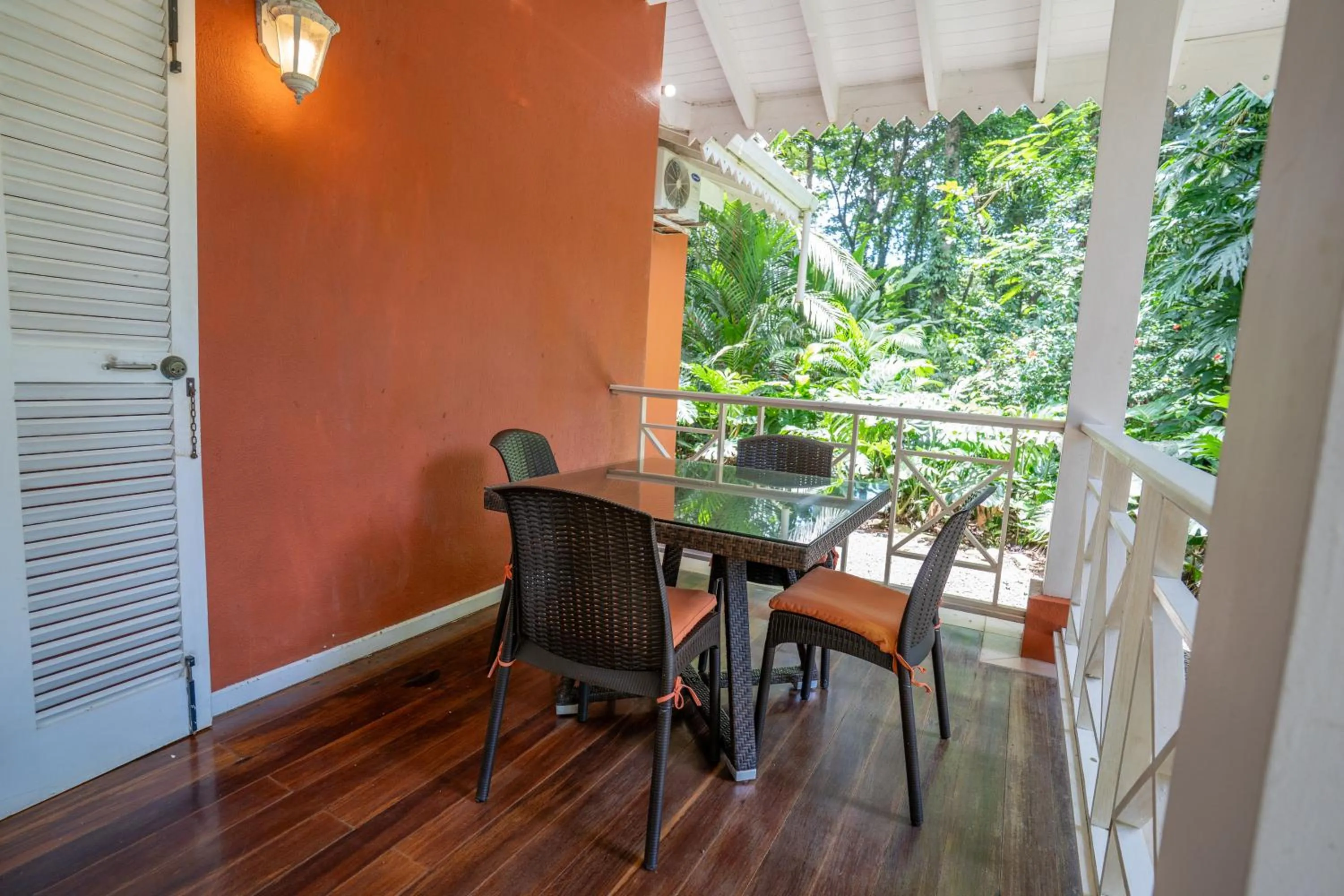 Patio in Casa Naranja