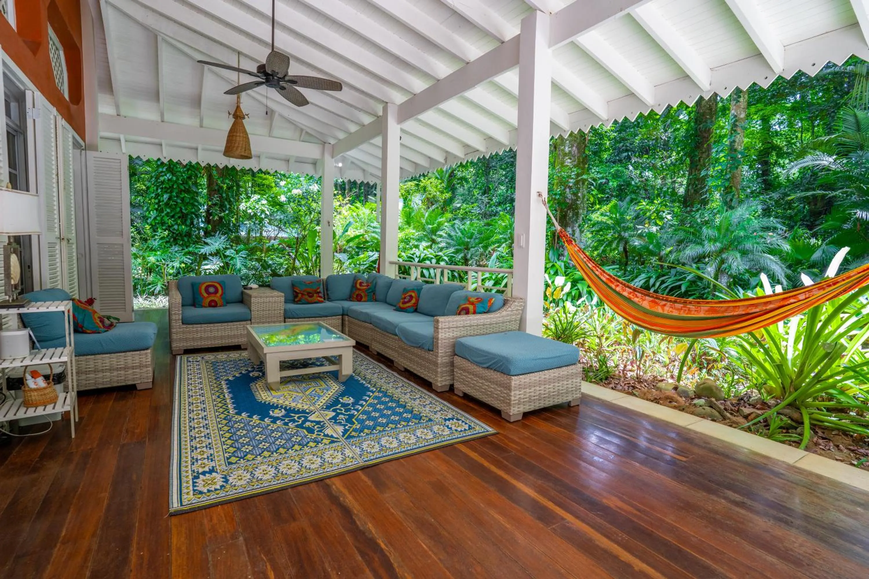 Patio in Casa Naranja