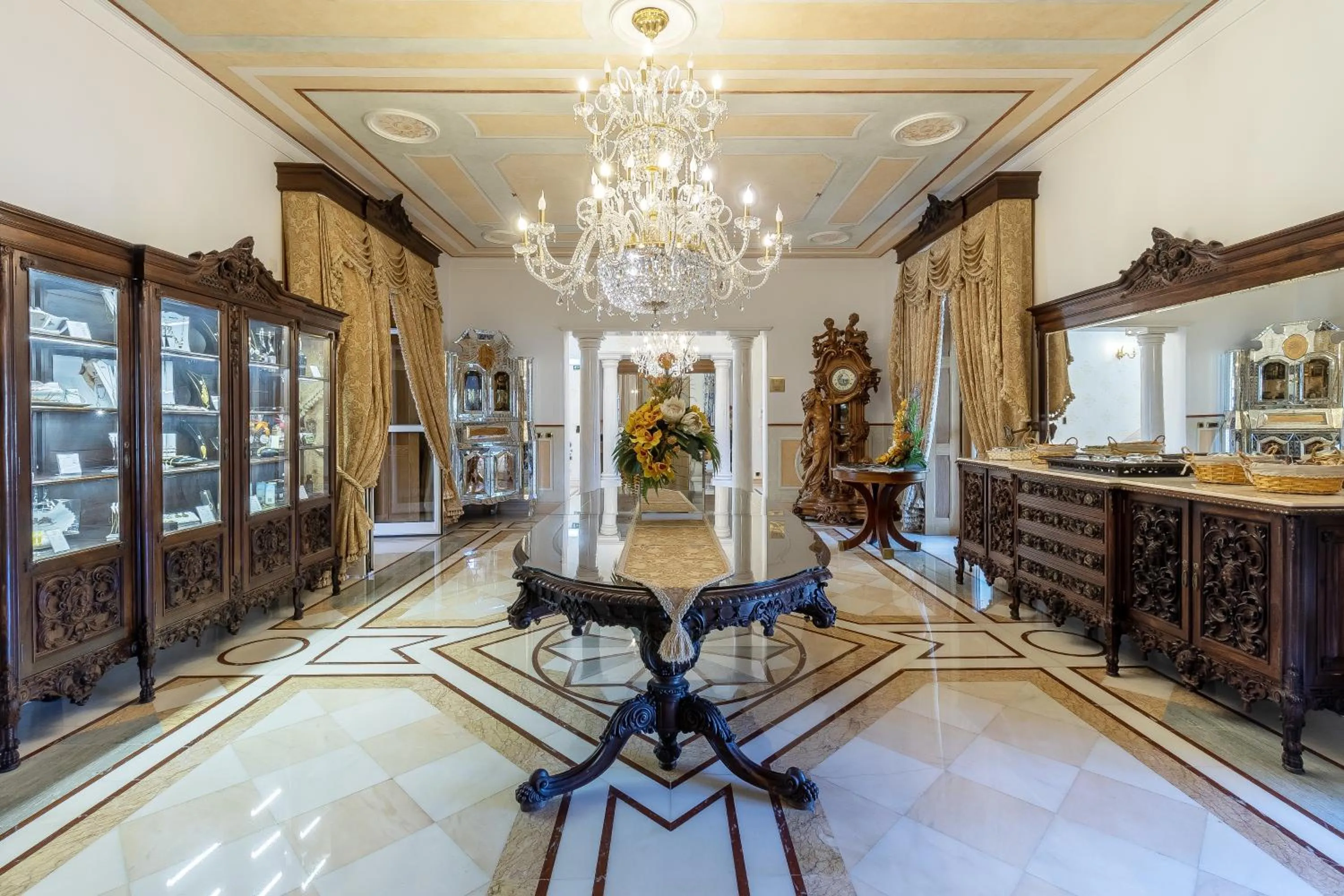 Area and facilities in Sintra Marmoris Palace