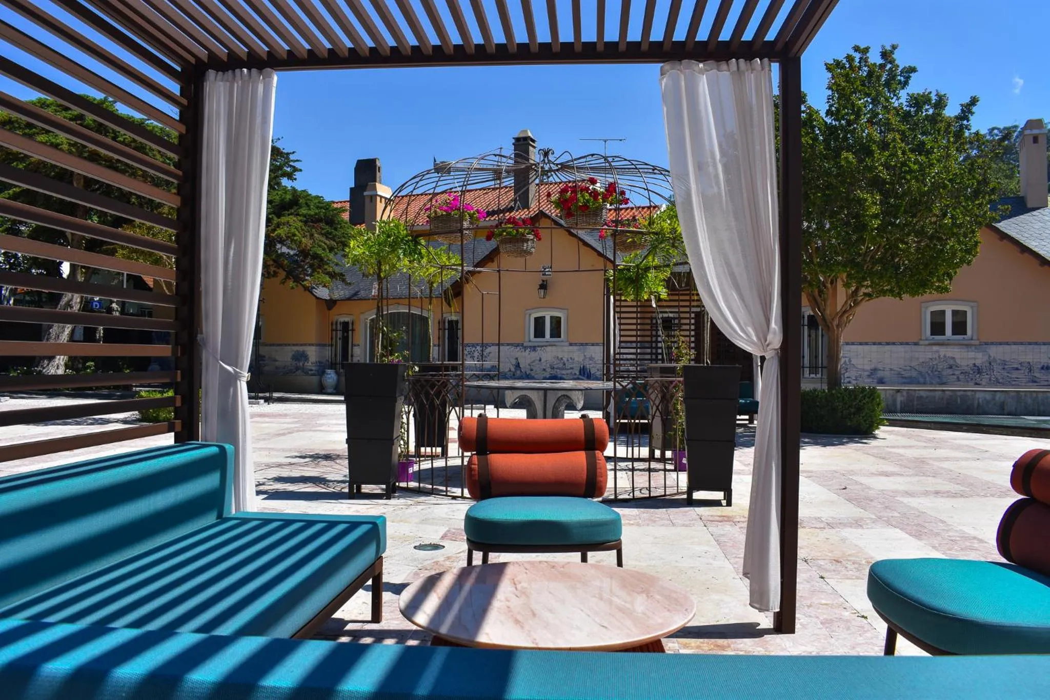 Patio in Sintra Marmoris Palace