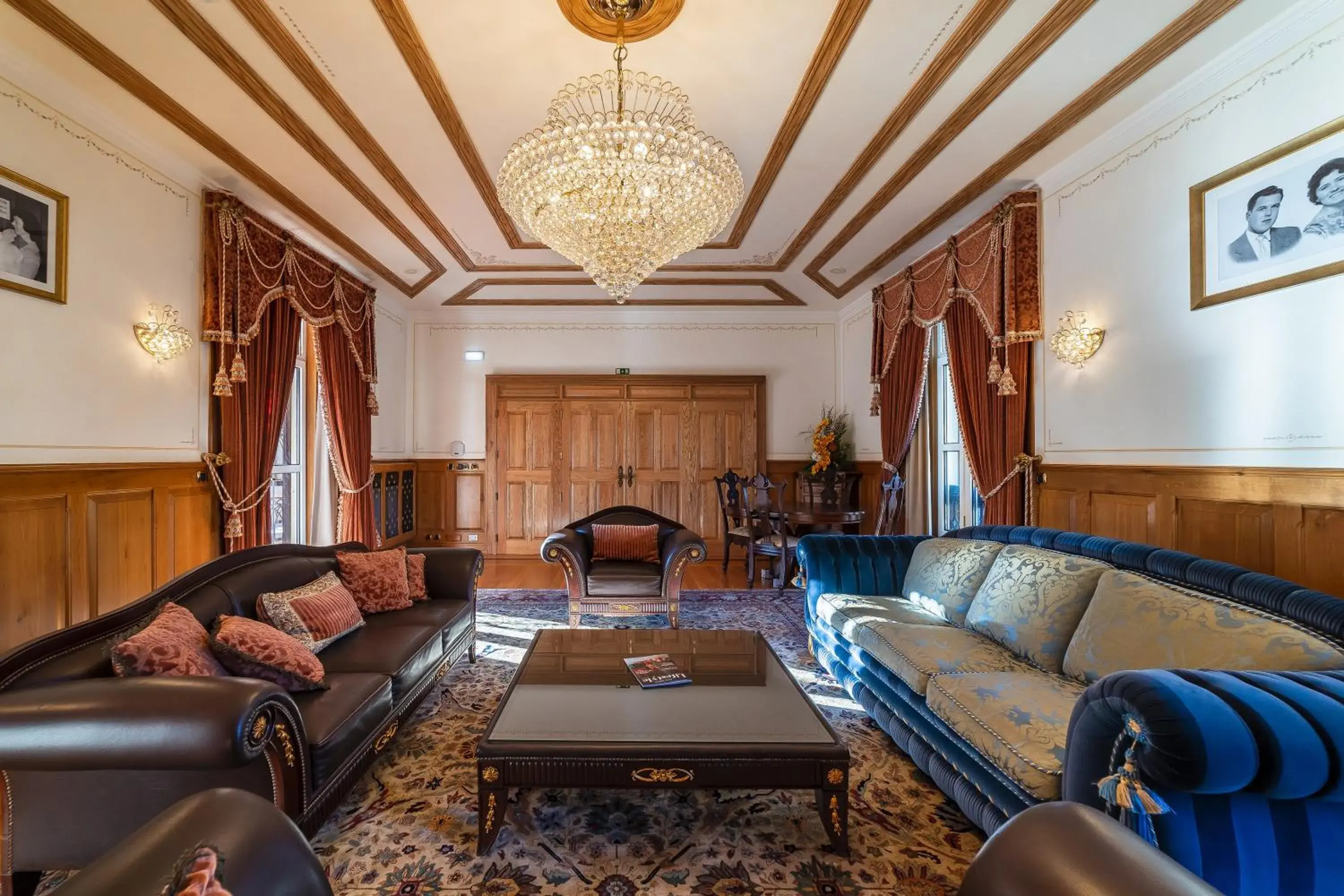 Living room in Sintra Marmoris Palace Living room in Sintra Marmoris Palace