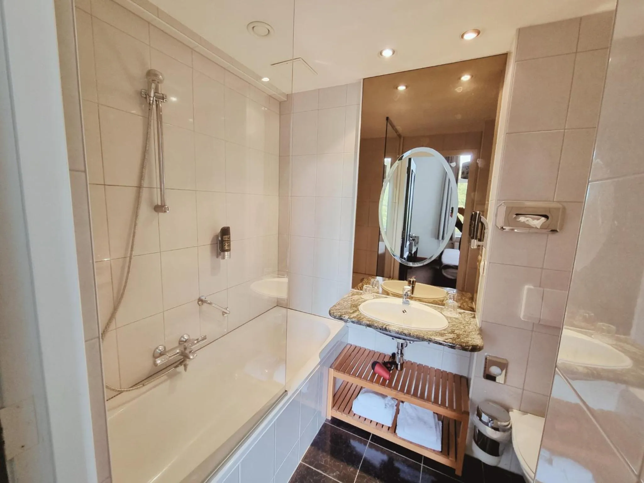 Bathroom in Hotel Kasteel Doenrade