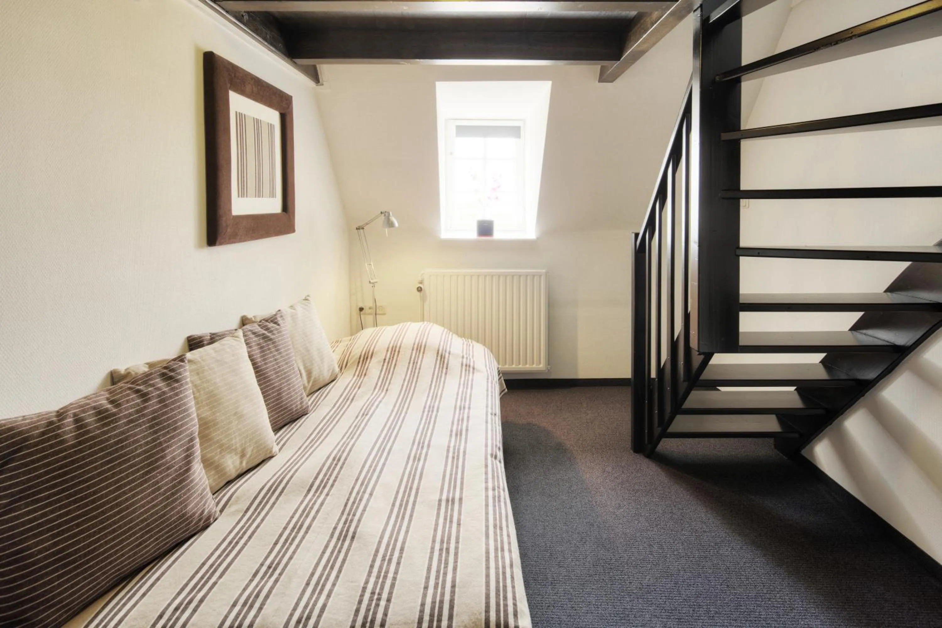 Photo of the whole room, Bed in Hotel Kasteel Doenrade