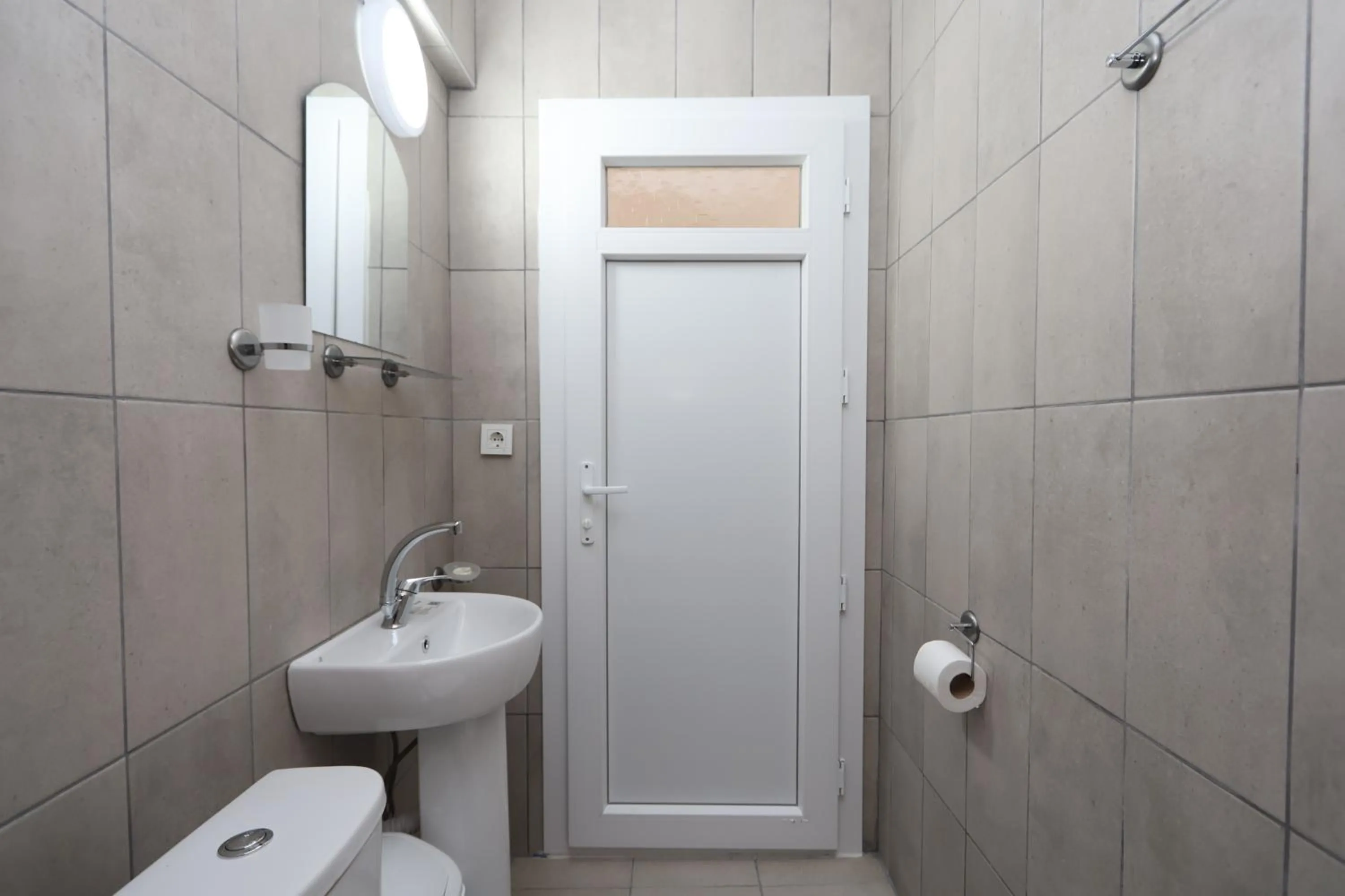 Toilet in Blue Life Hotel