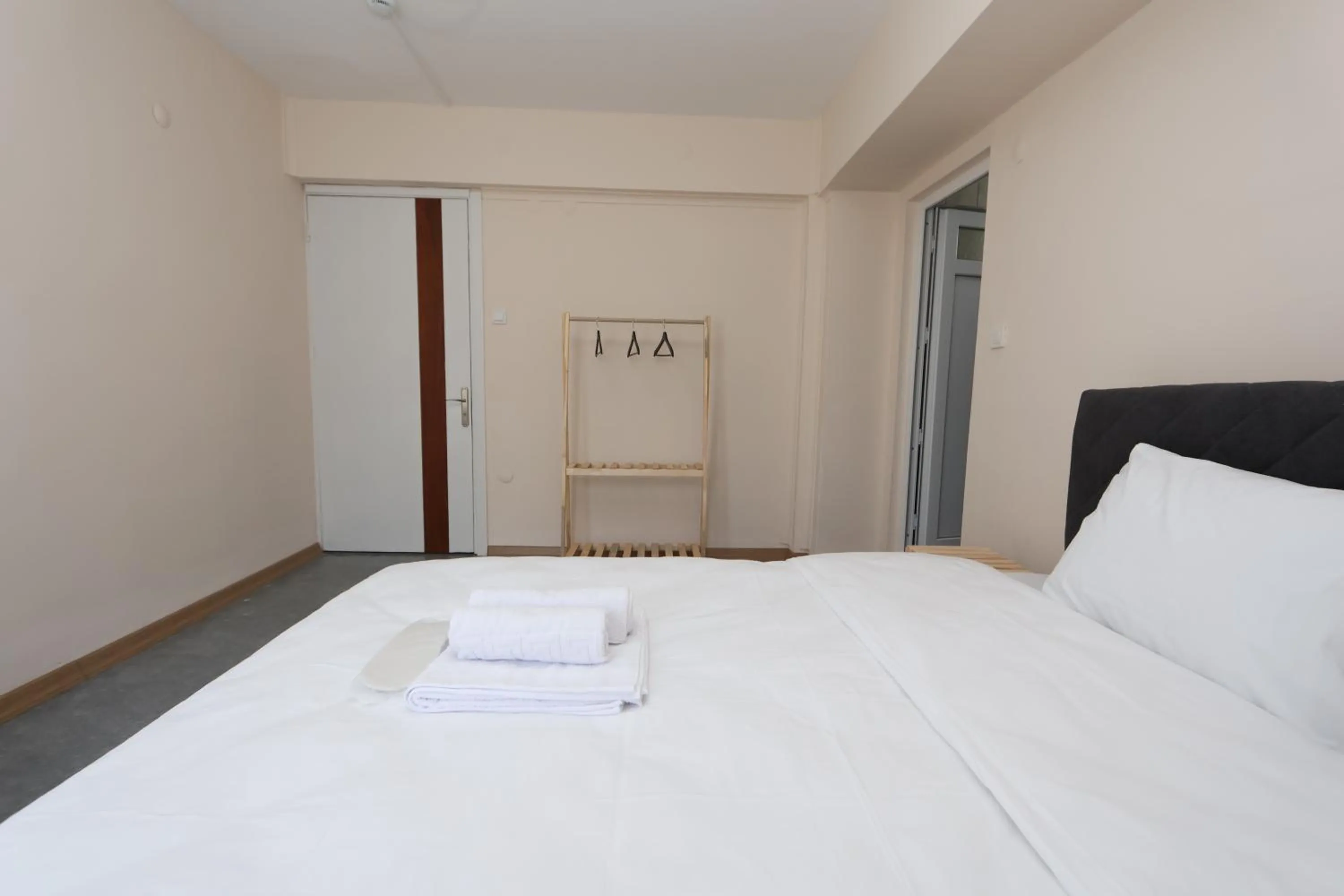 Bedroom, Bed in Blue Life Hotel