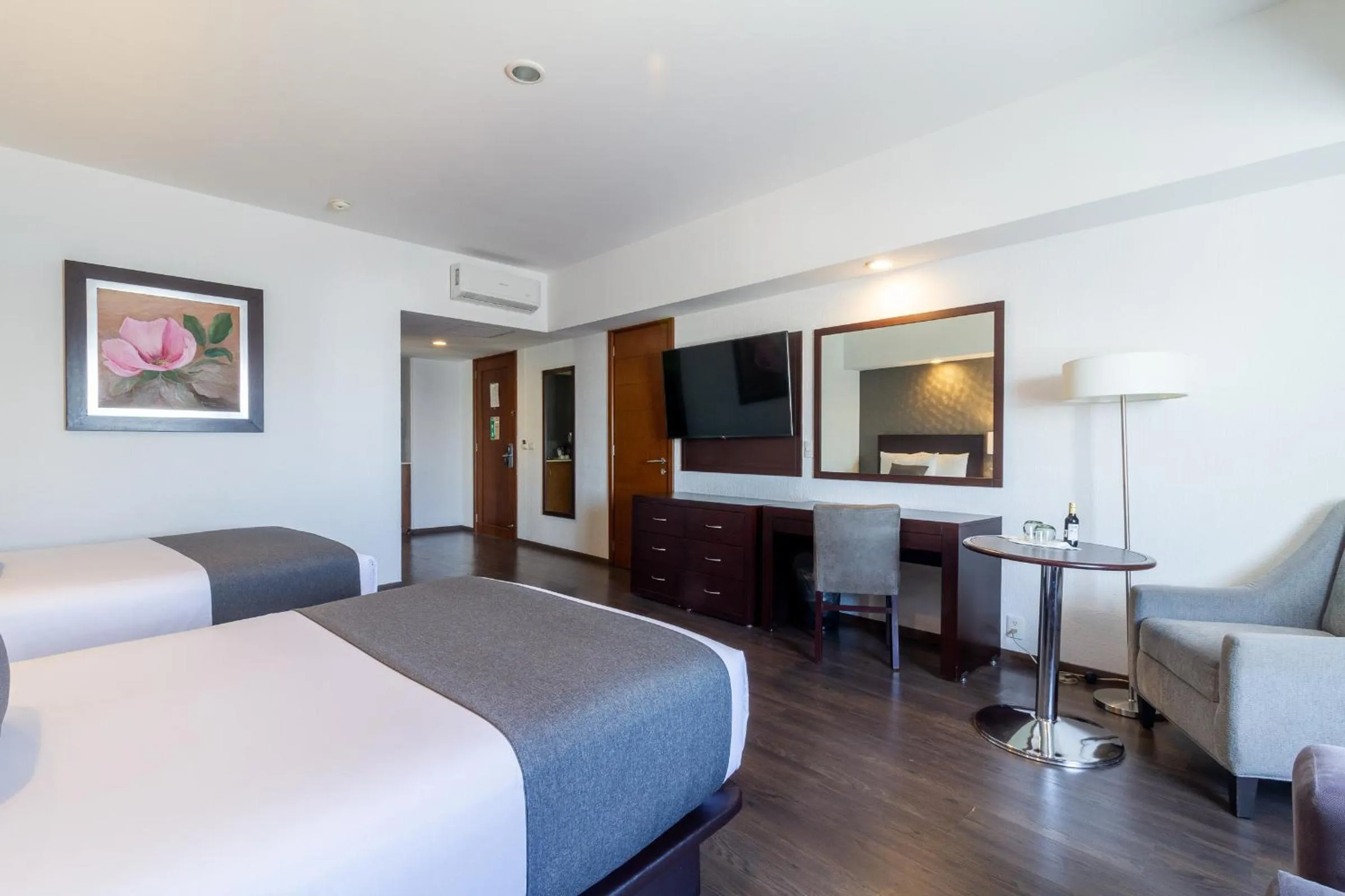 Bed in Ejecutivo Express Guadalajara Providencia - Av México