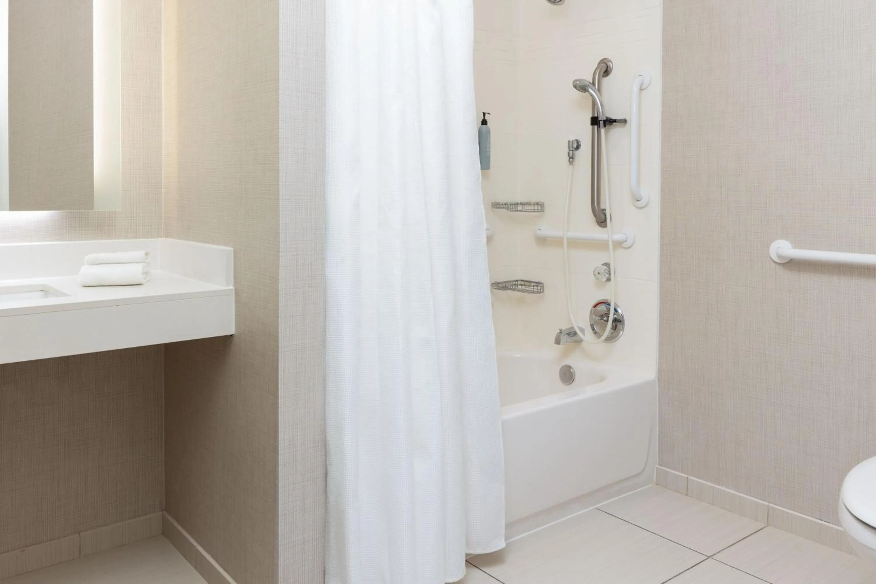 Bathroom in Residence Inn by Marriott Decatur Forsyth