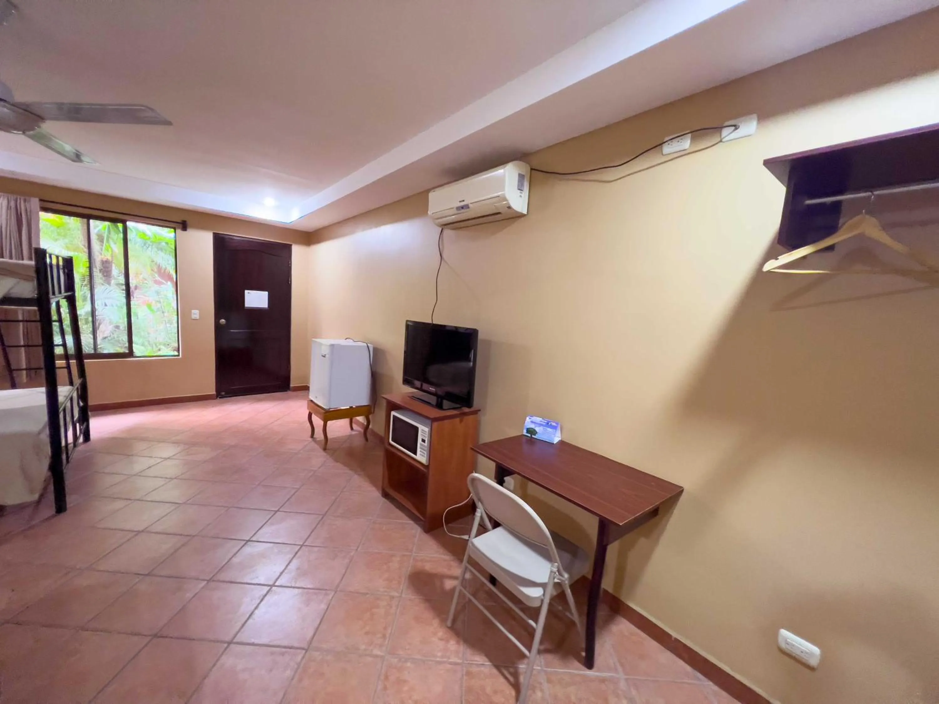 TV and multimedia in Belen Suites