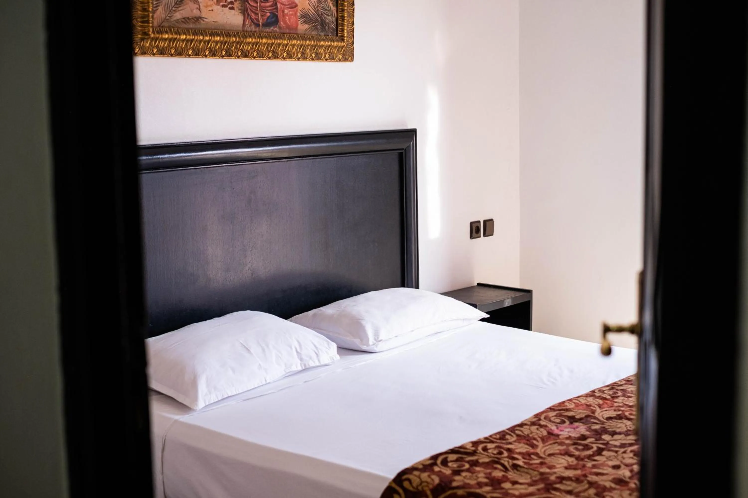 Apart Hotel Larbi