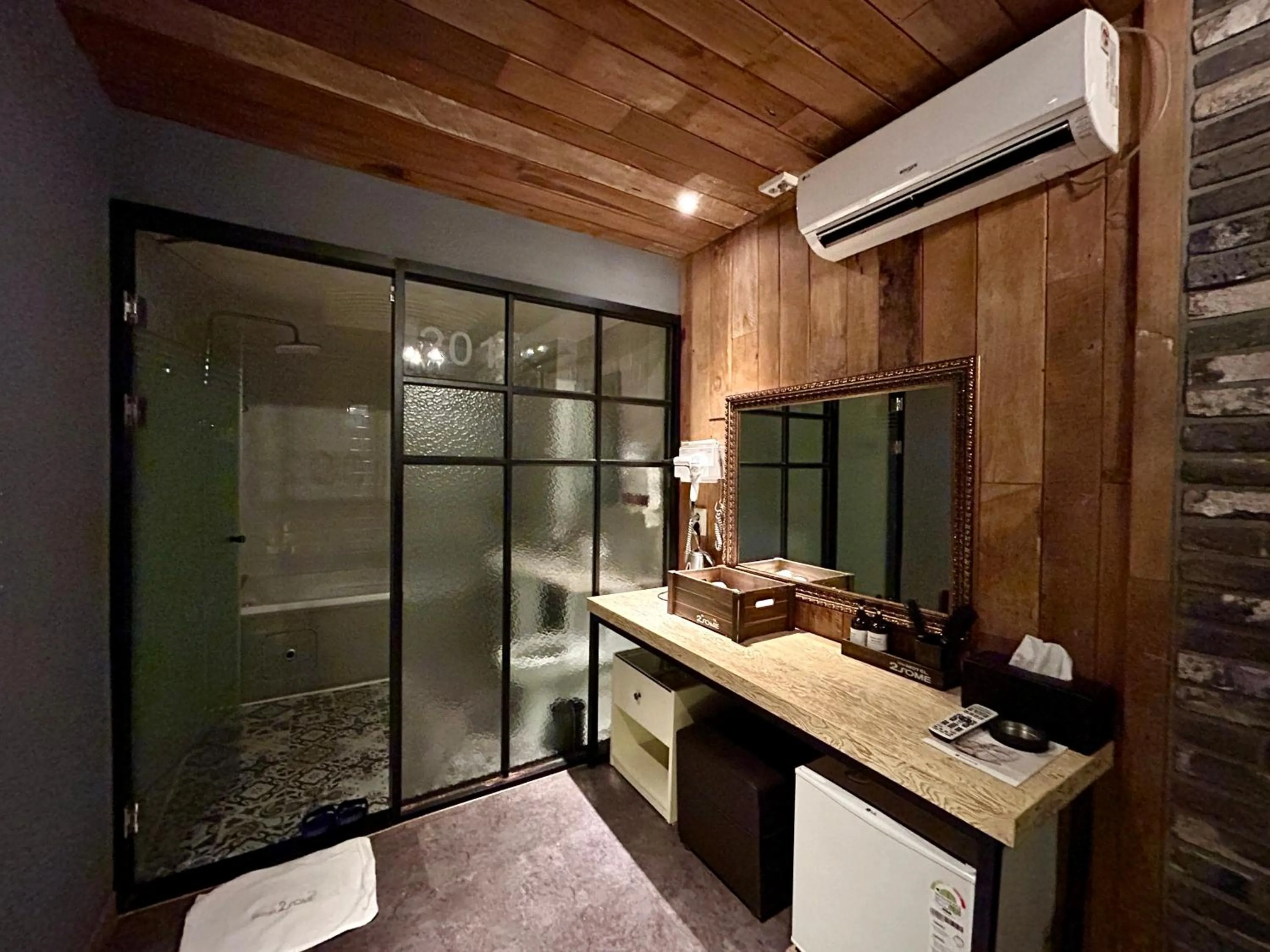 Bathroom in 2SOME Motel