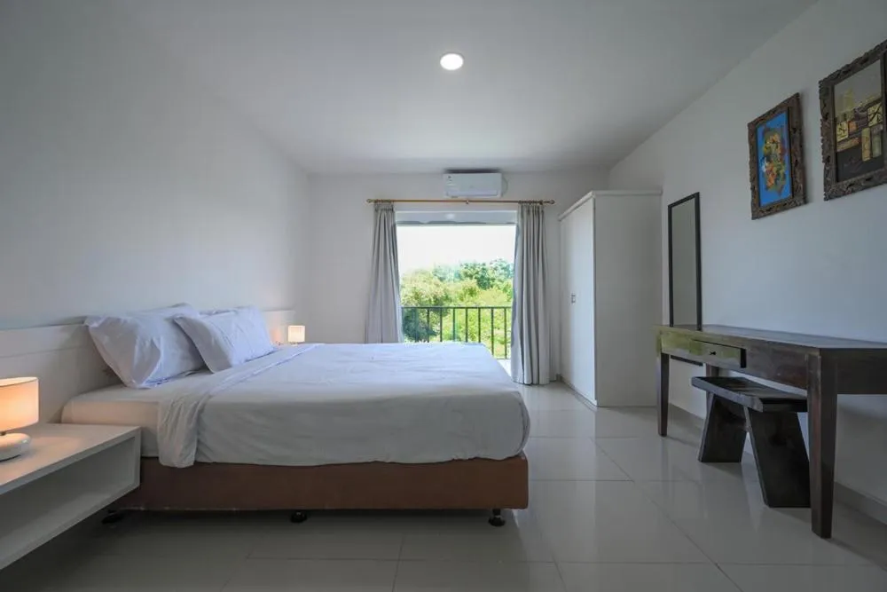 Bed in The Lavana Tresna Villa 7 Nusa Dua