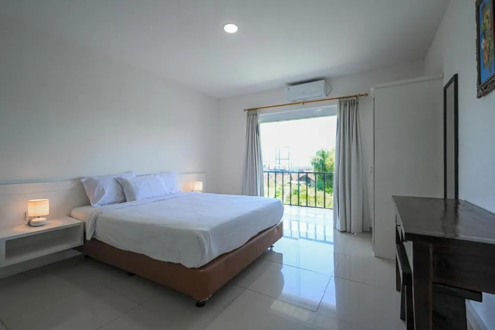 Bed in The Lavana Tresna Villa 7 Nusa Dua