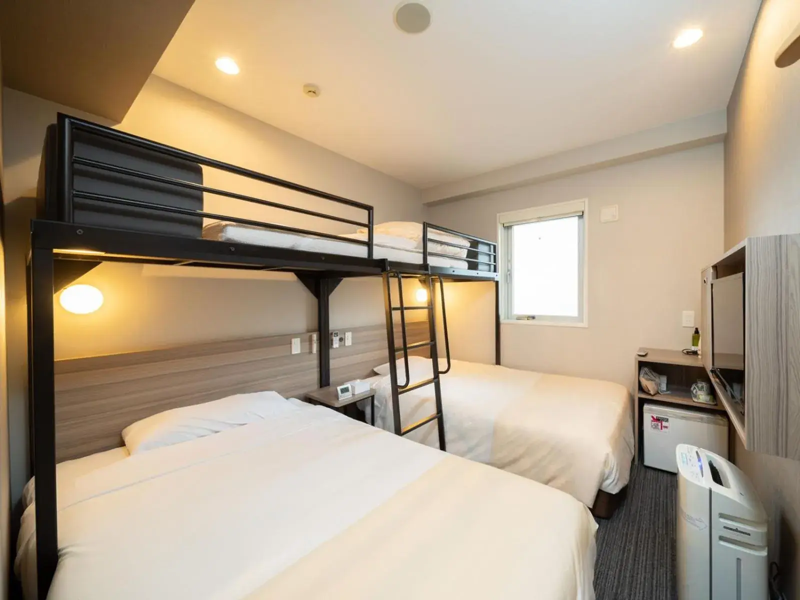 Photo of the whole room, Bed in Super Hotel Shinyokohama Photo of the whole room, Bed in Super Hotel Shinyokohama