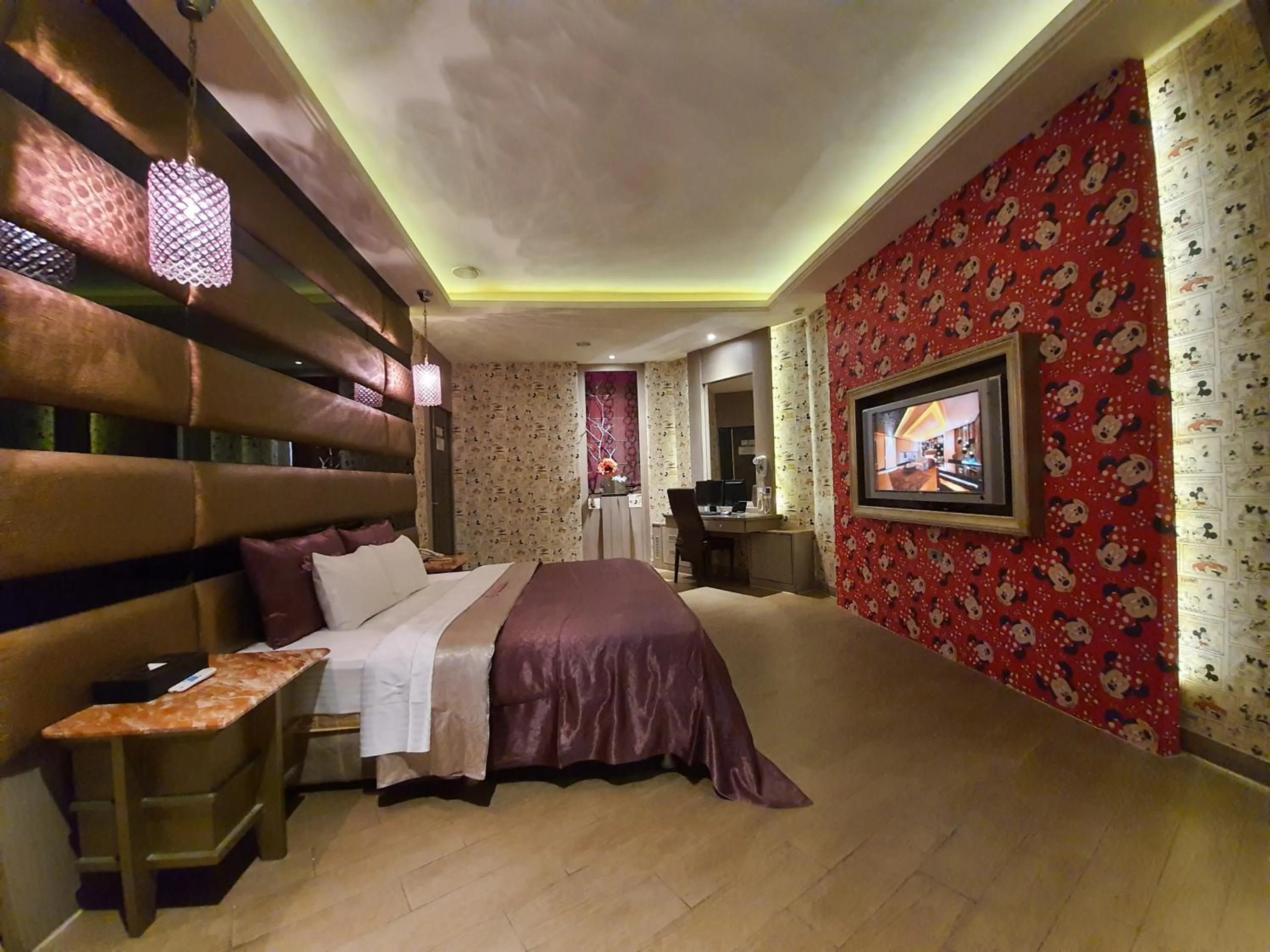 Photo of the whole room, Bed in Jinsha Motel