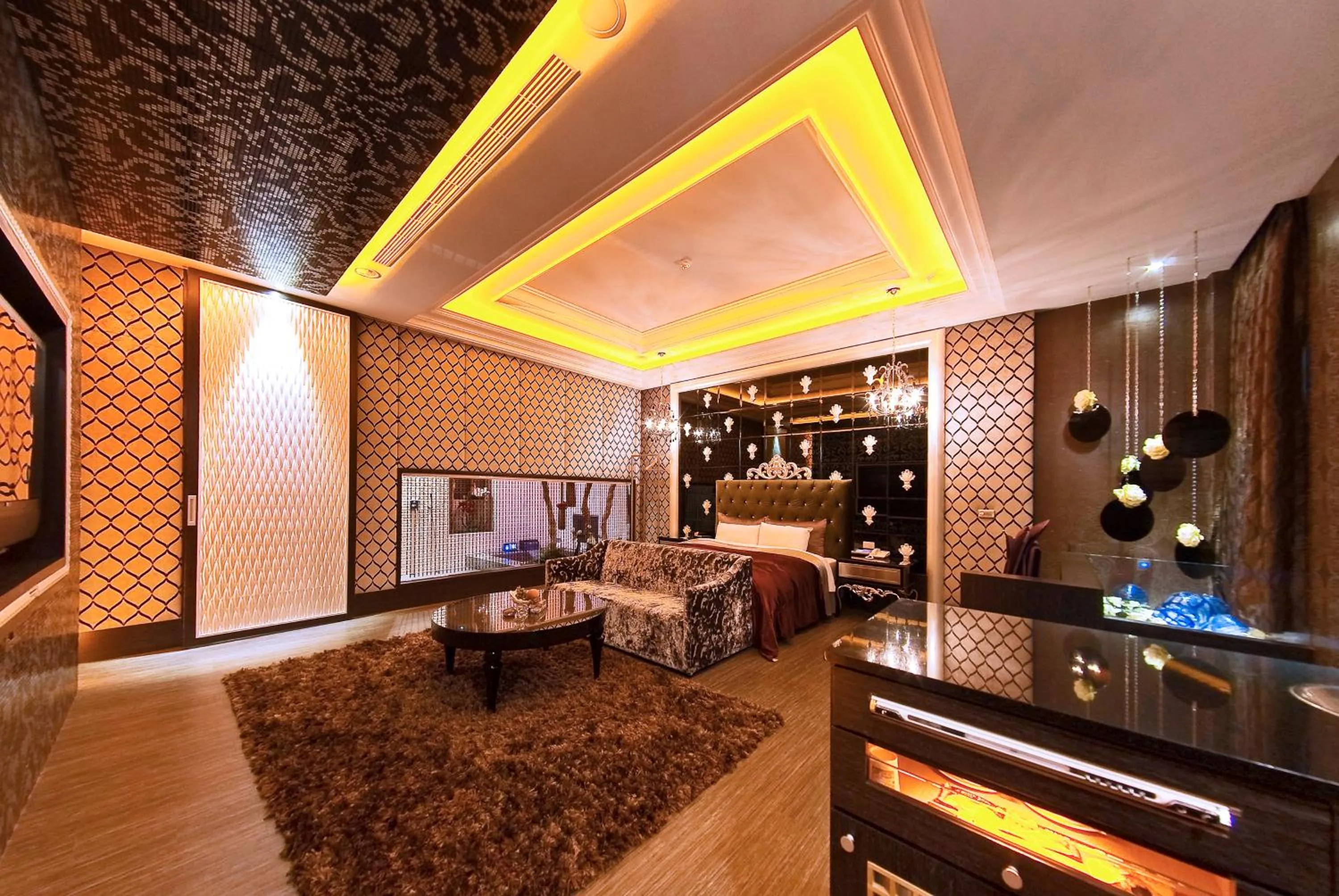 On site in Jinsha Motel