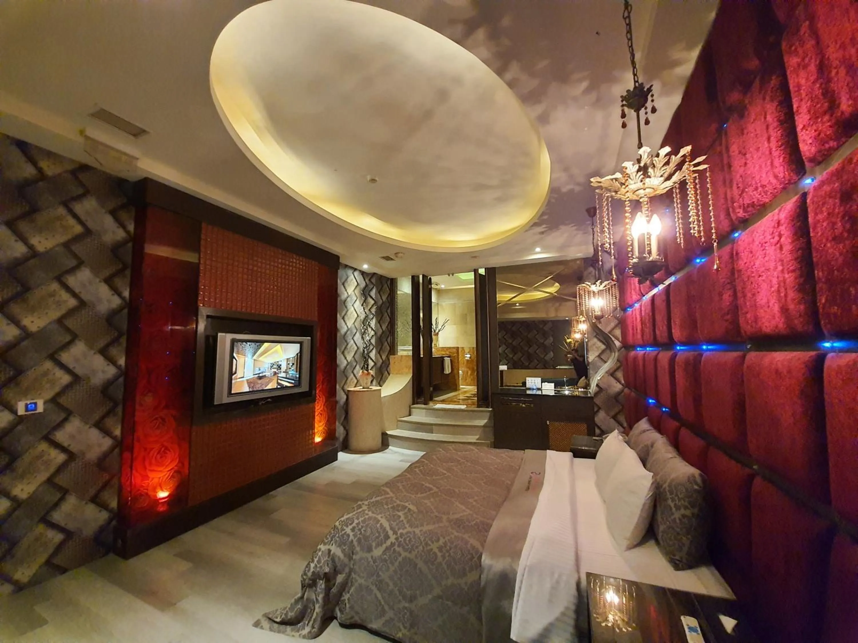 Photo of the whole room, Bed in Jinsha Motel