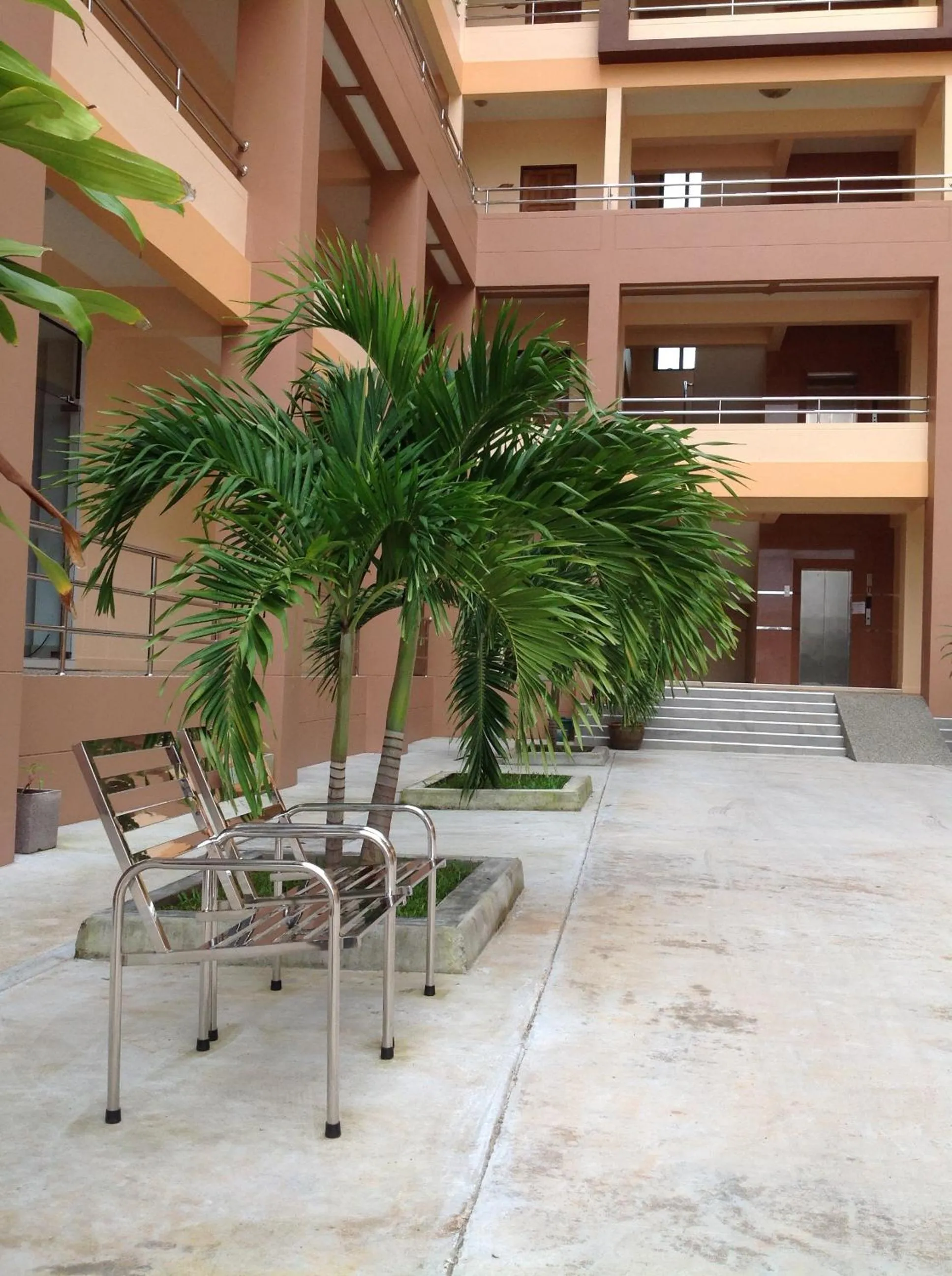 Facade/entrance in Perfect Place Hotel