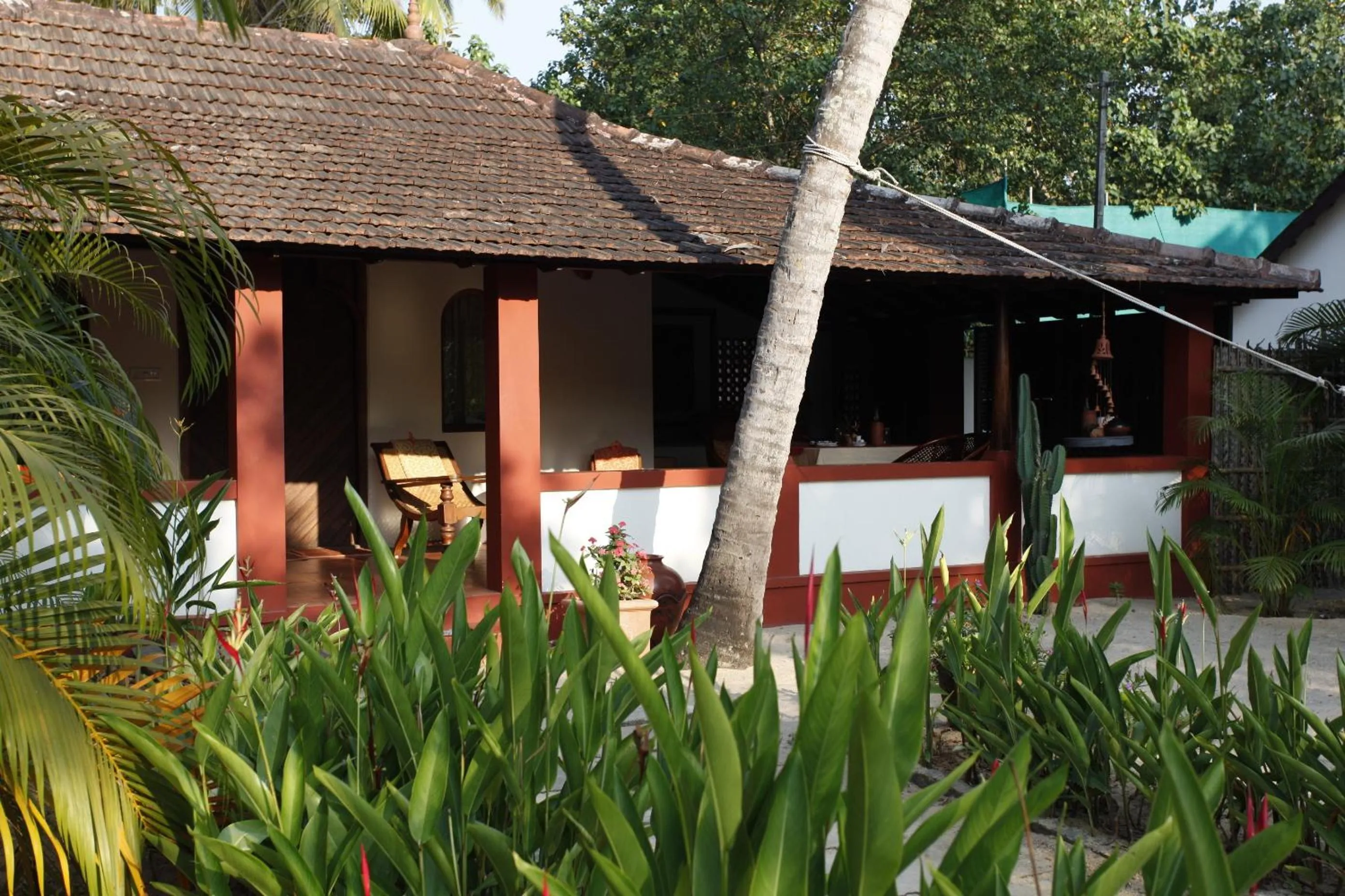 Facade/entrance in Amritara A Beach Symphony