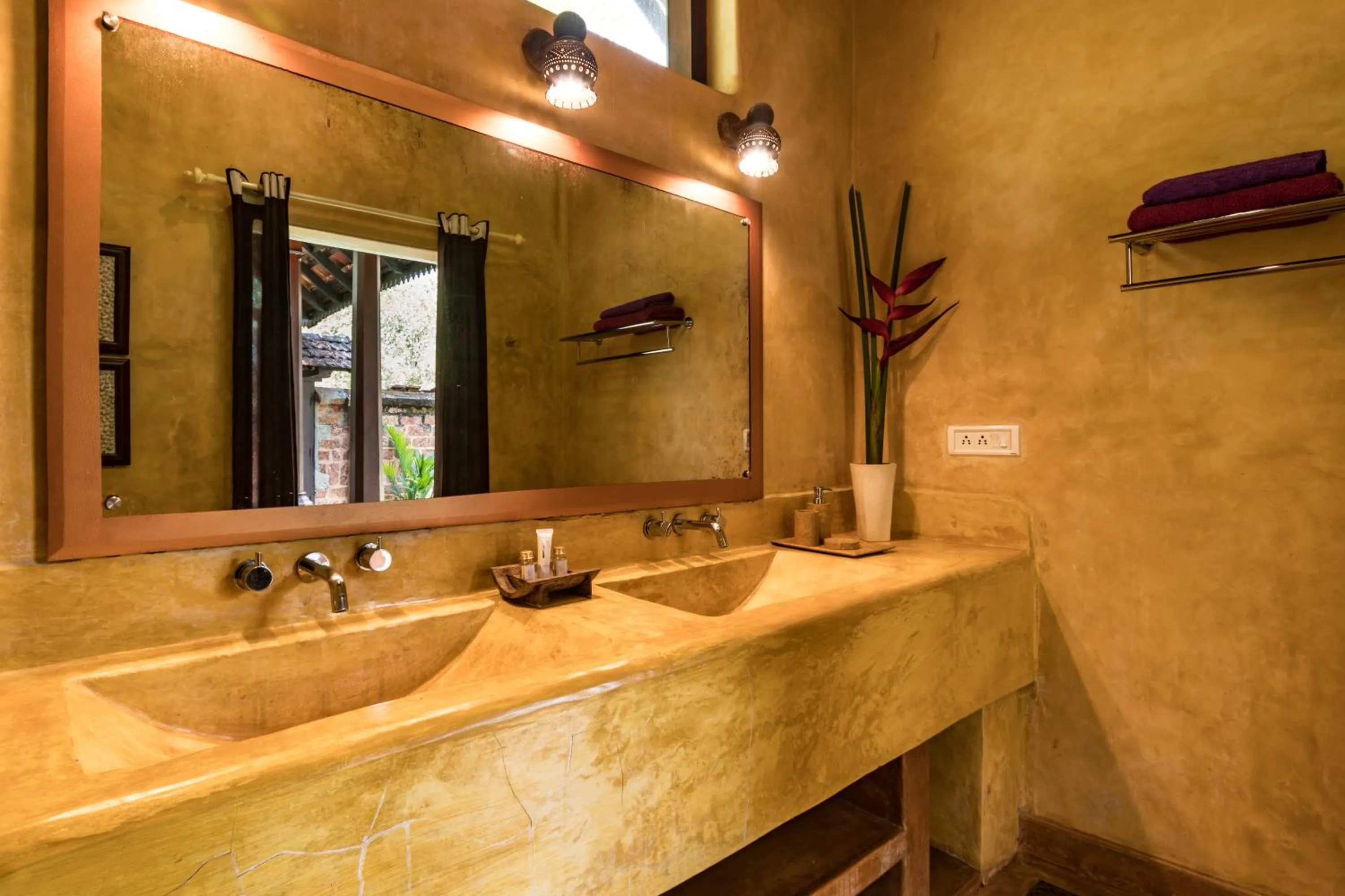 Bathroom in Amritara A Beach Symphony