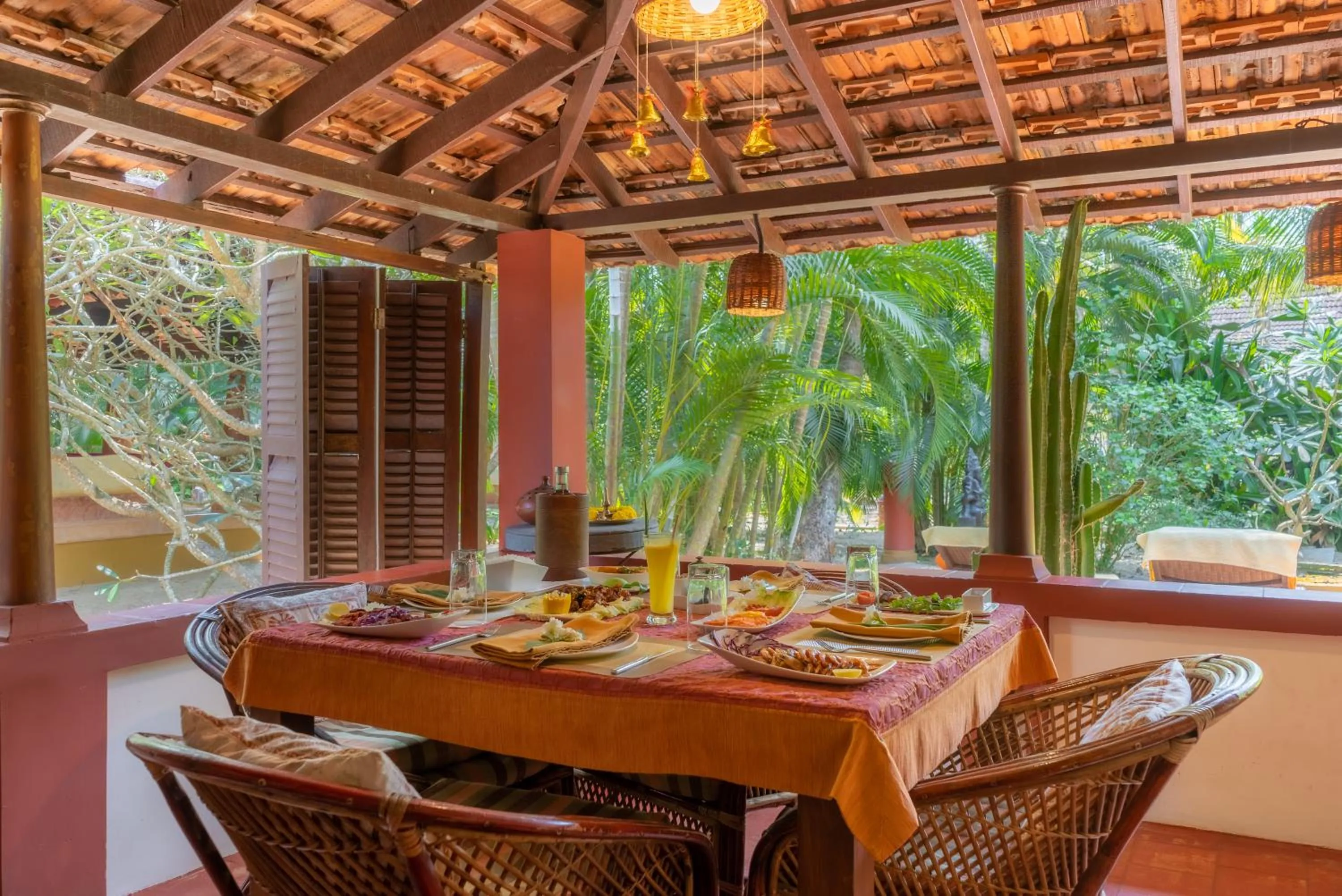 Food and drinks in Amritara A Beach Symphony