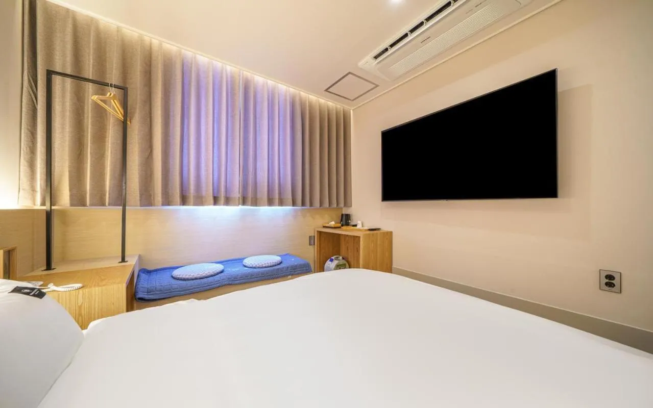 Bed in Browndot Gangneung Station