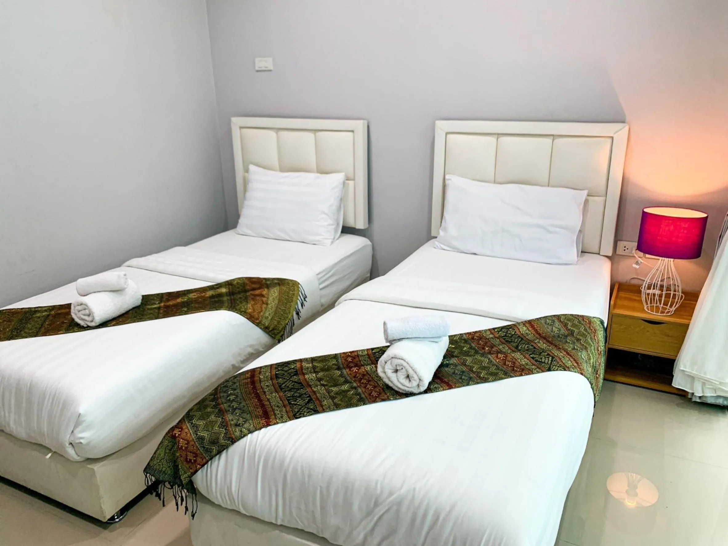 Three Bridges Hotel
